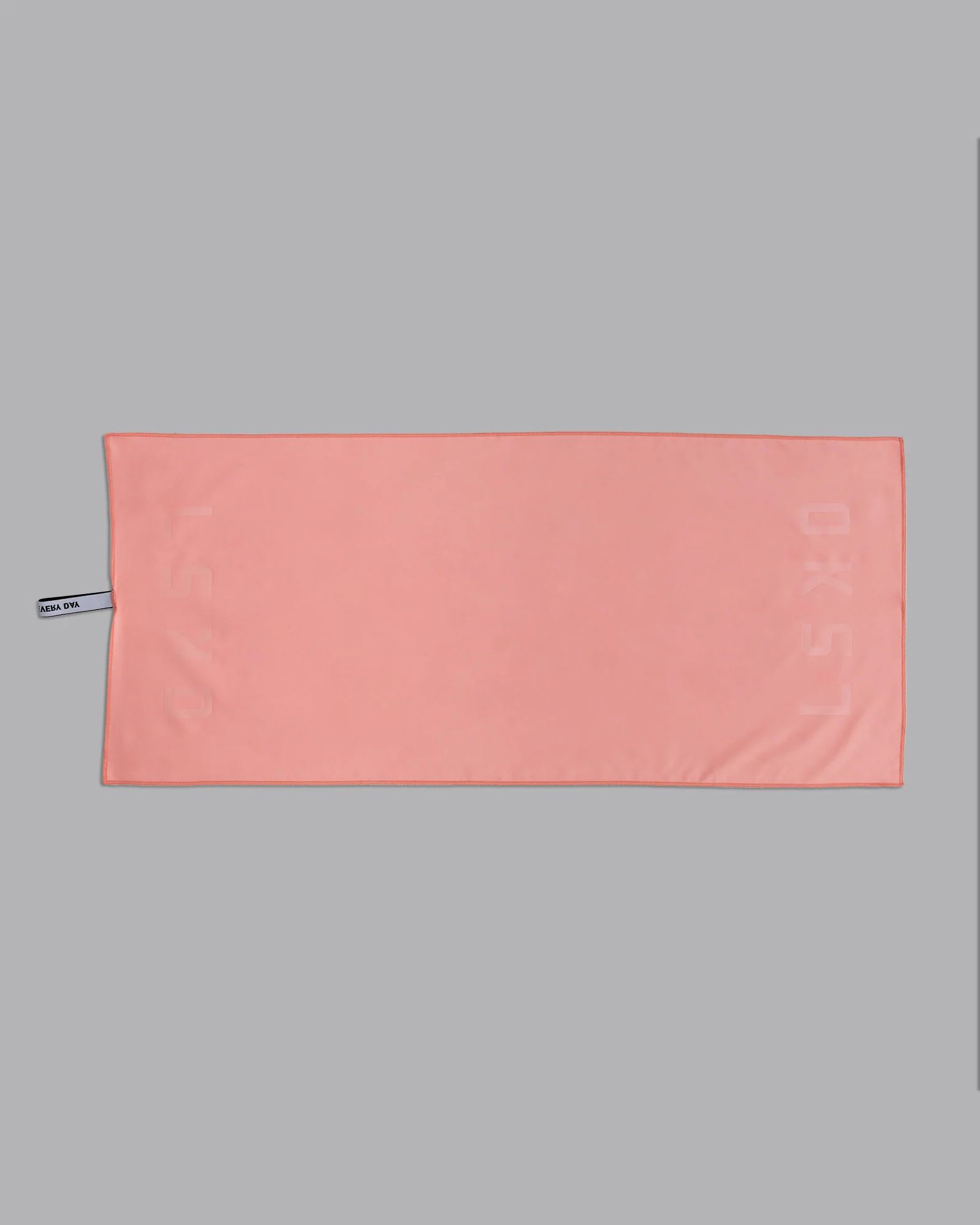 Perform Microfibre Lightweight Towel Medium - Murex Shell