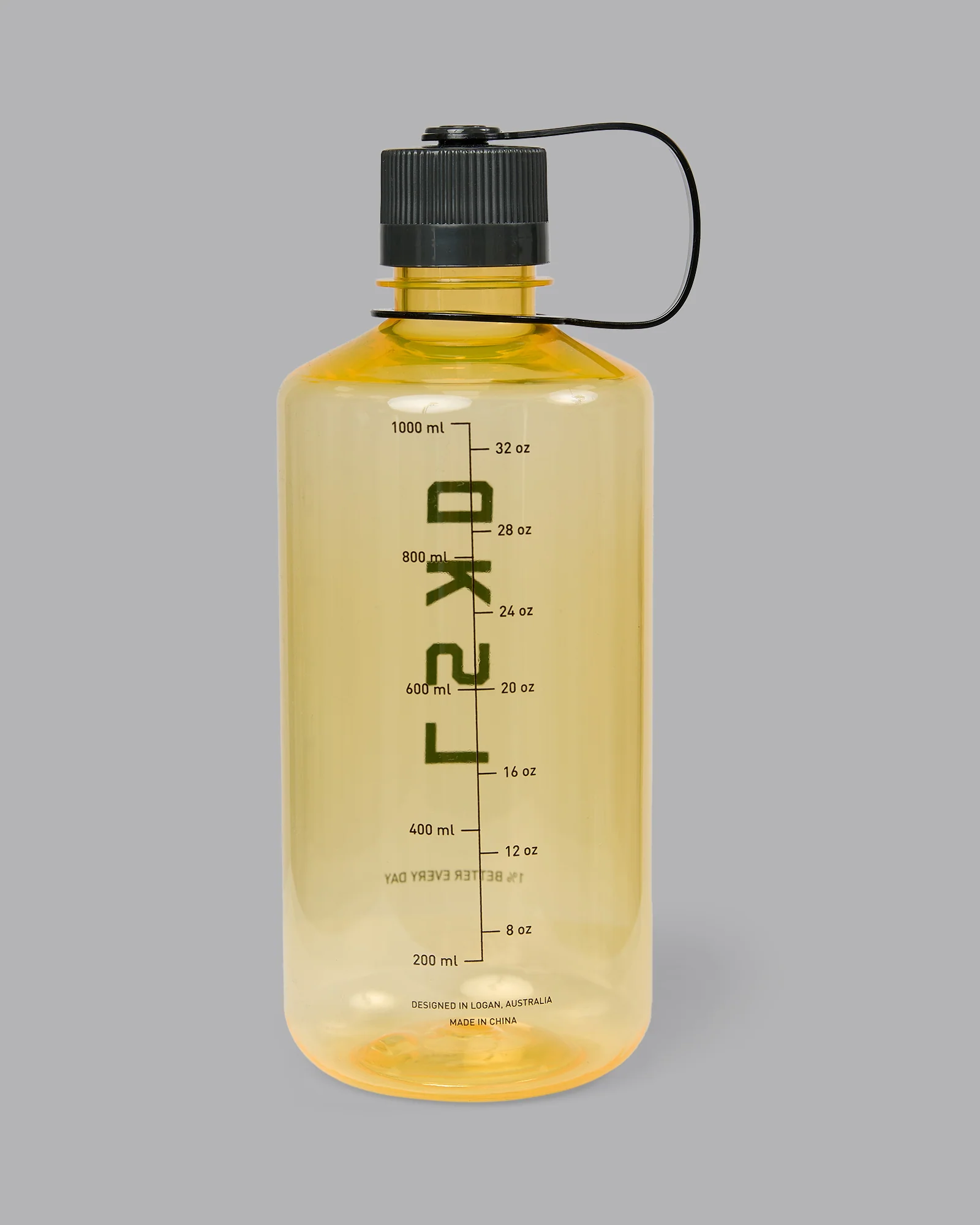 12545-refresh-1l-bottle-cornsilk-pirate-black-2.webp Refresh 1L Bottle - Cornsilk-Pirate Black