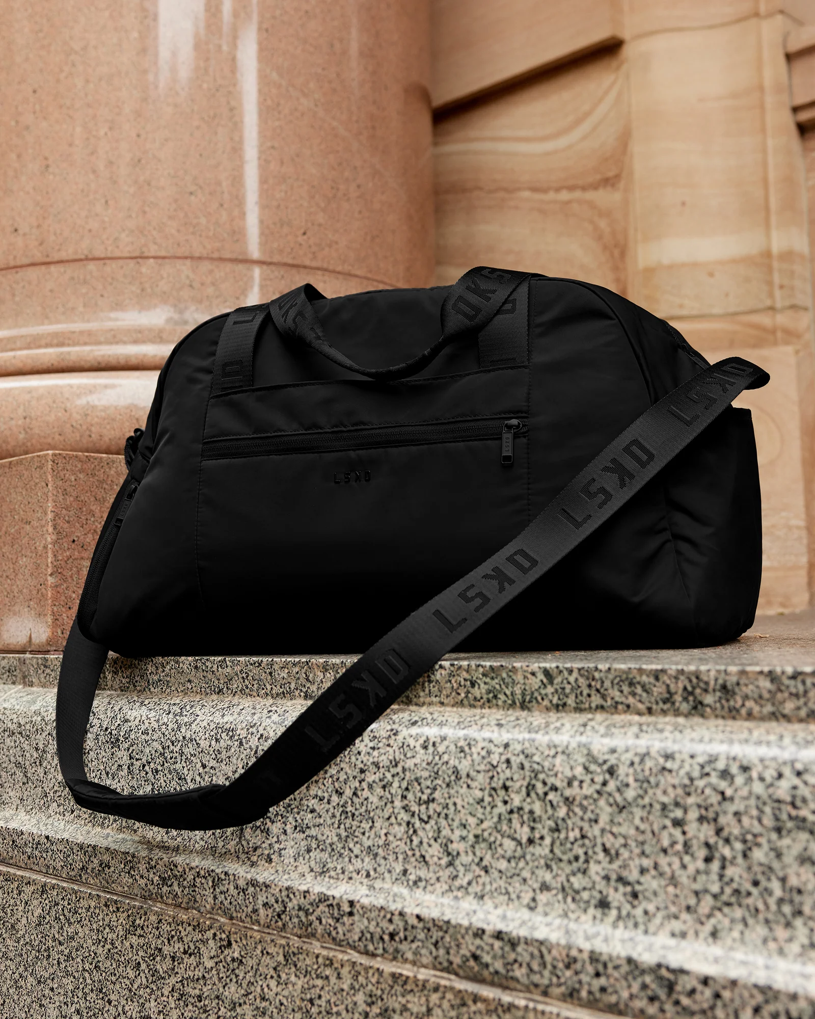 12553-go-to-duffle-bag-black-2.webp Go-To Duffle Bag - Black