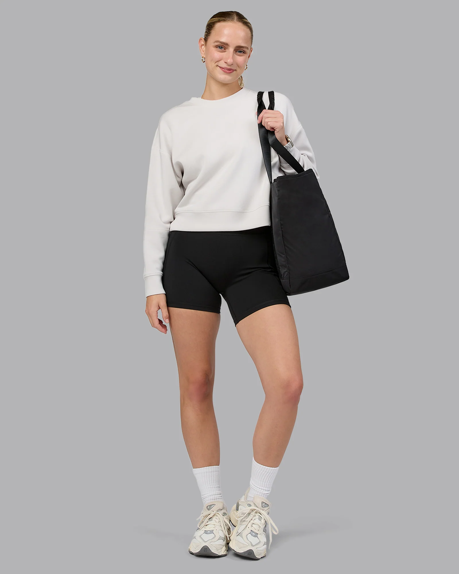 12556-go-to-tote-black-2.webp Go-To Tote - Black