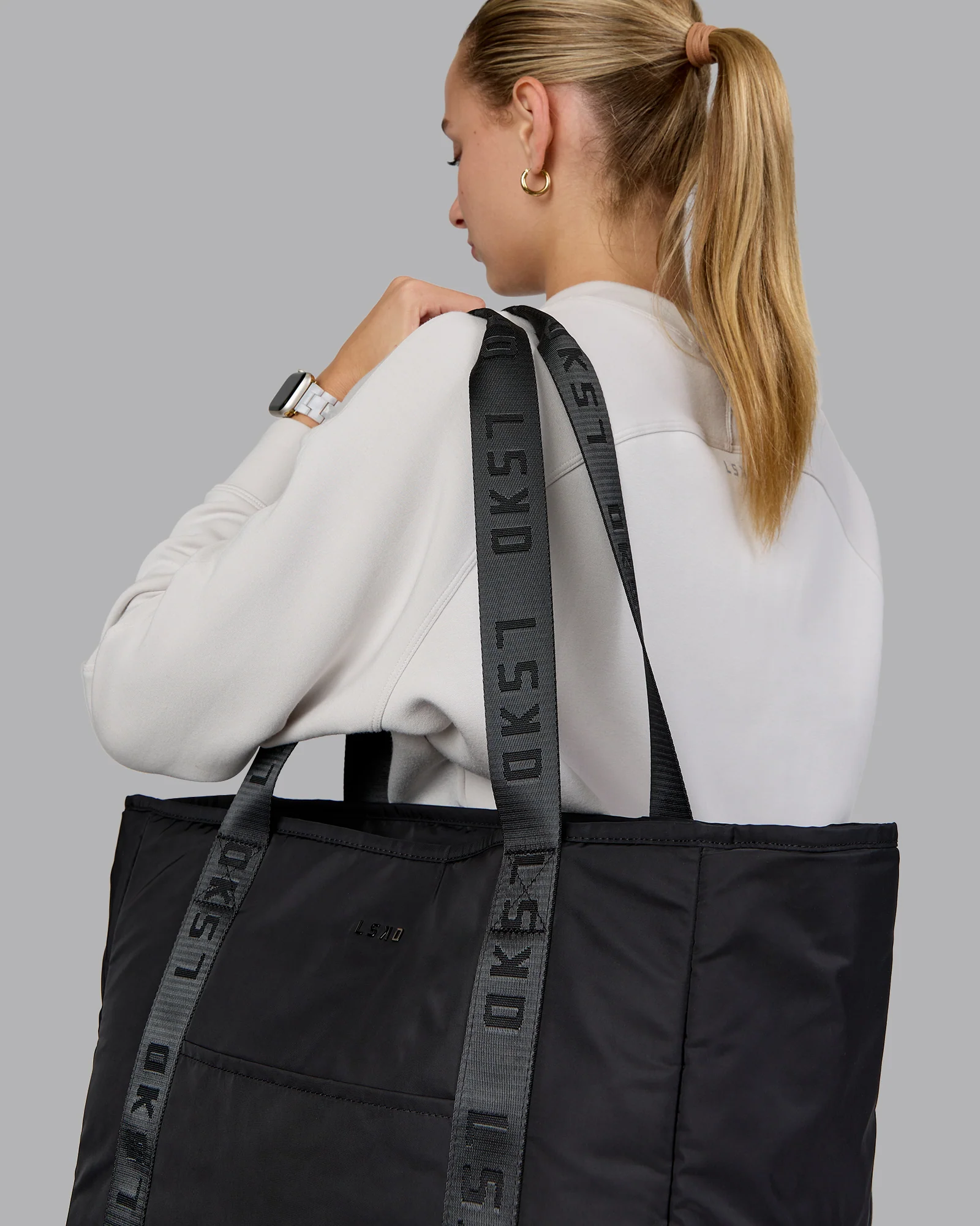12556-go-to-tote-black-3.webp Go-To Tote - Black