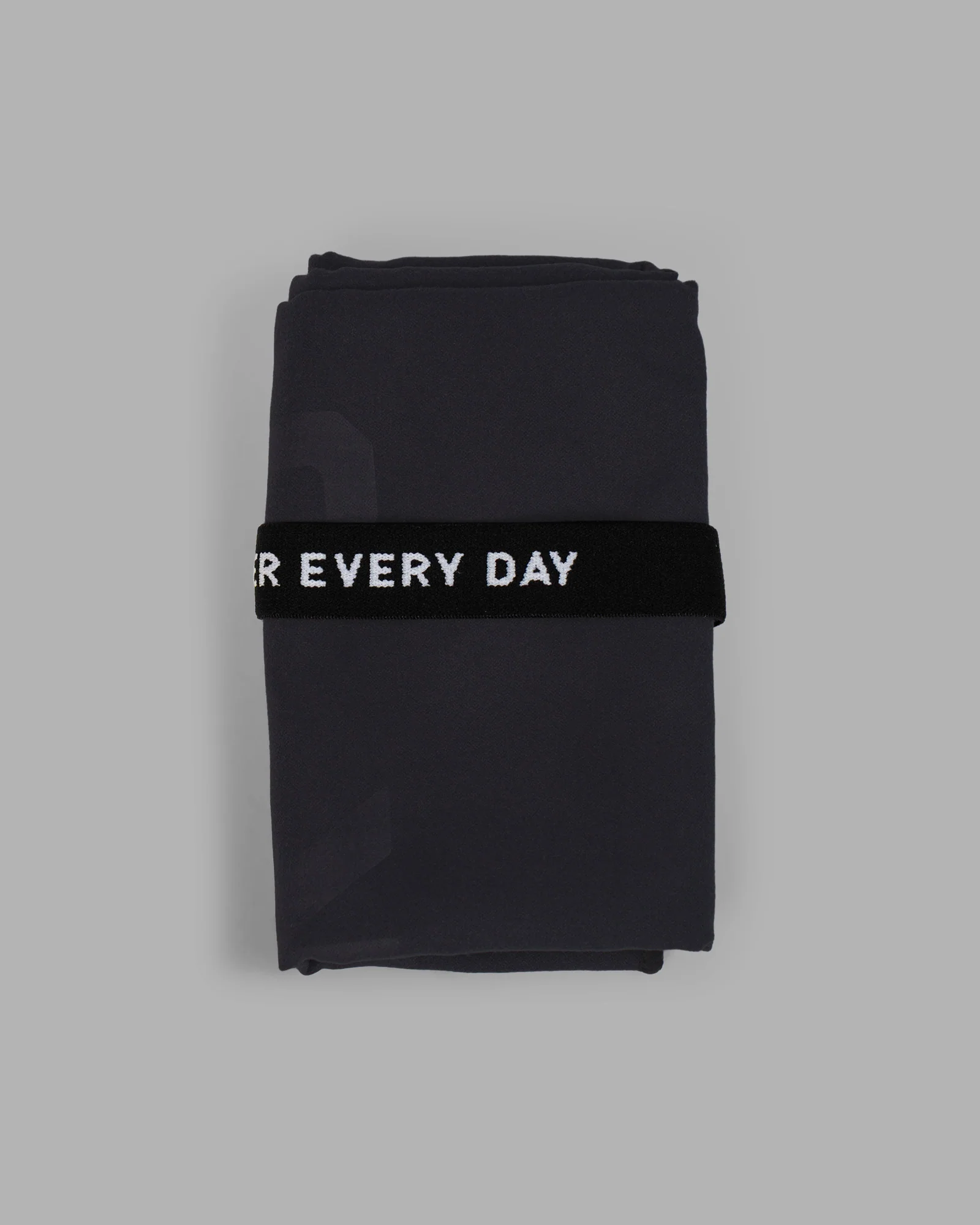 12560-perform-microfibre-lightweight-towel-small-black-2.webp Perform Microfibre Lightweight Towel Small - Black