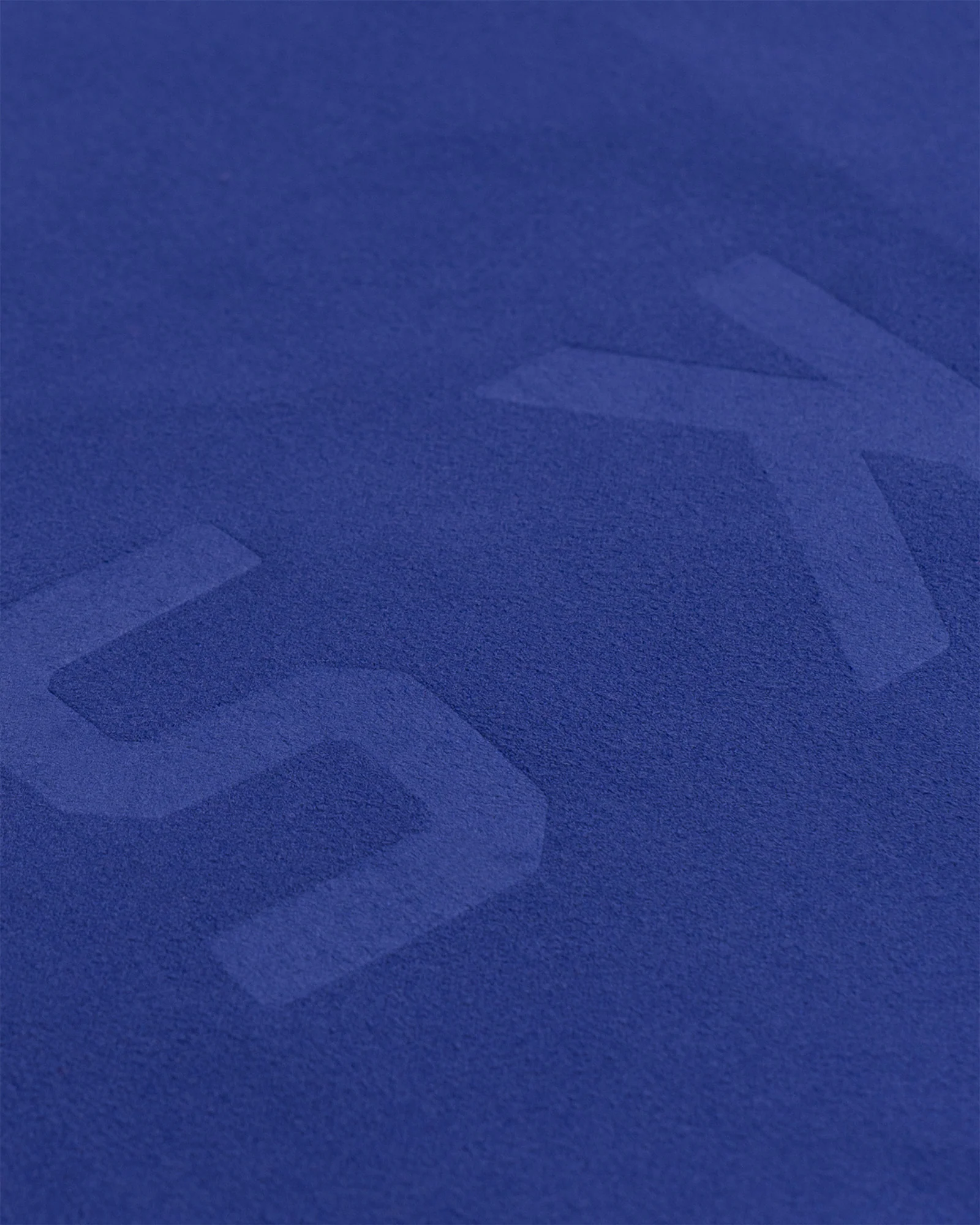 Perform Microfibre Lightweight Towel Medium - Power Cobalt
