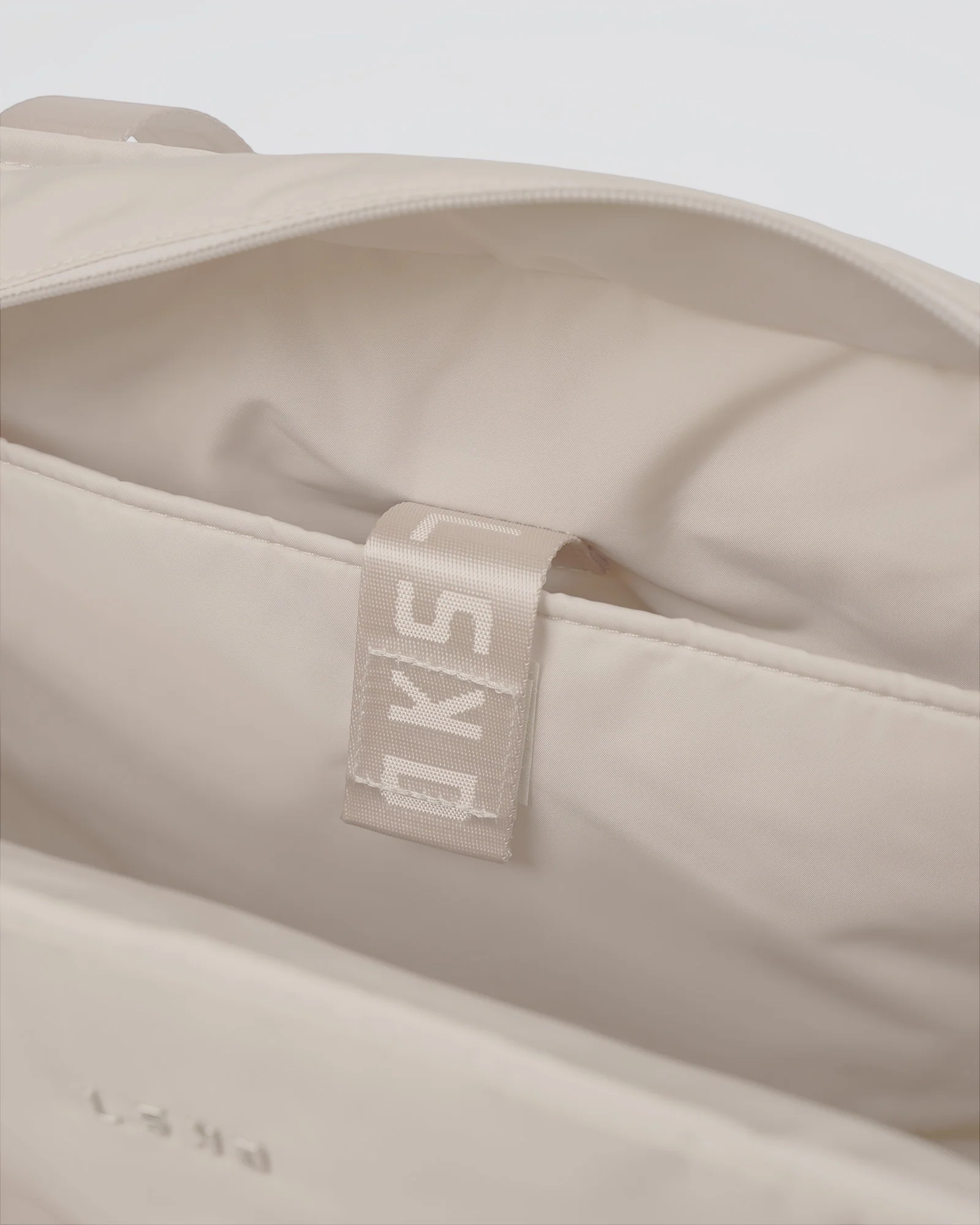 12566-go-to-tote-shale-beige-8.webp Go-To Tote - Shale Beige