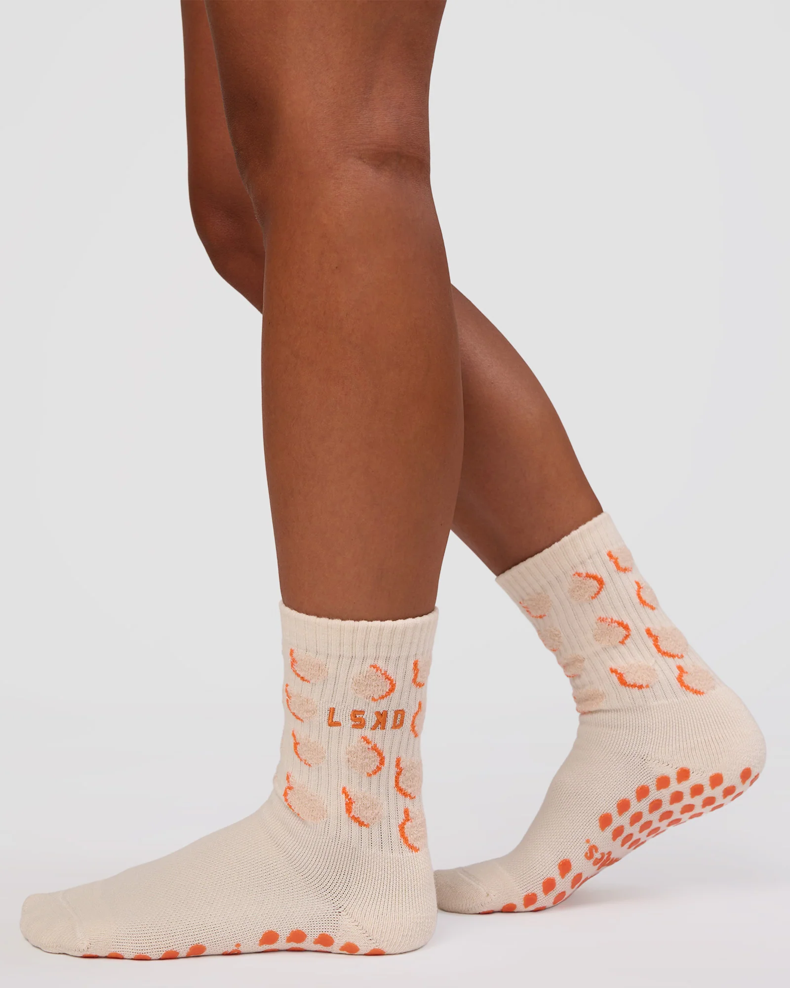 12580-love-peaches-pilates-grip-socks-ivory-orange-4.webp Love Peaches Pilates Grip Socks - Ivory-Orange