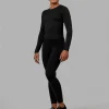 12673-aeroflx-seamless-long-sleeve-tee-black-marl-2.webp AeroFLX+ Seamless Long Sleeve Tee - Black Marl