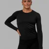 12673-aeroflx-seamless-long-sleeve-tee-black-marl-3.webp AeroFLX+ Seamless Long Sleeve Tee - Black Marl