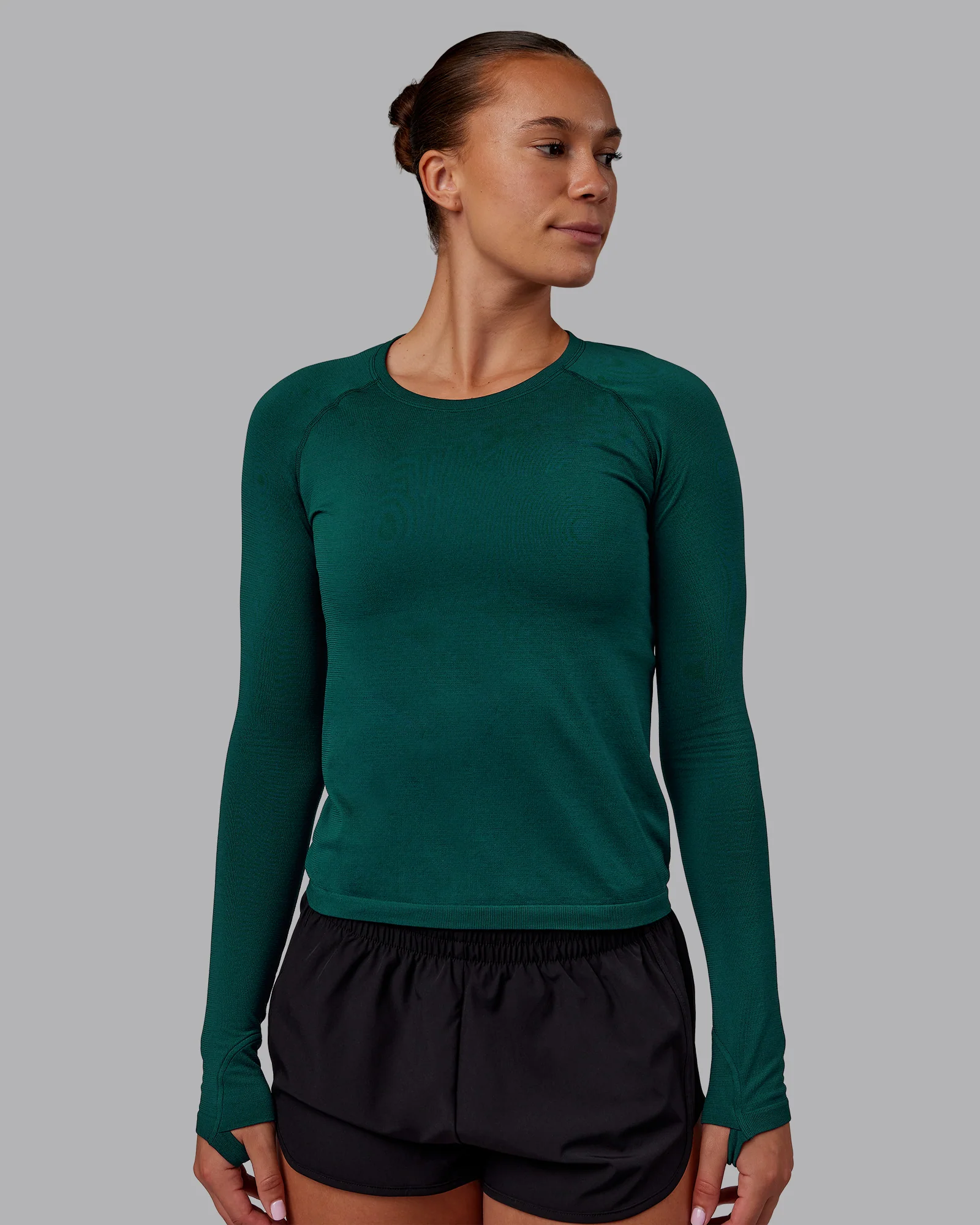 AeroFLX+ Seamless Long Sleeve Tee - Dark Moss/Dark Moss