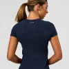 12825-aeroflx-seamless-tee-future-navy-future-navy-6.webp AeroFLX+ Seamless Tee - Future Navy/Future Navy