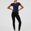 12825-aeroflx-seamless-tee-future-navy-future-navy-7.webp AeroFLX+ Seamless Tee - Future Navy/Future Navy