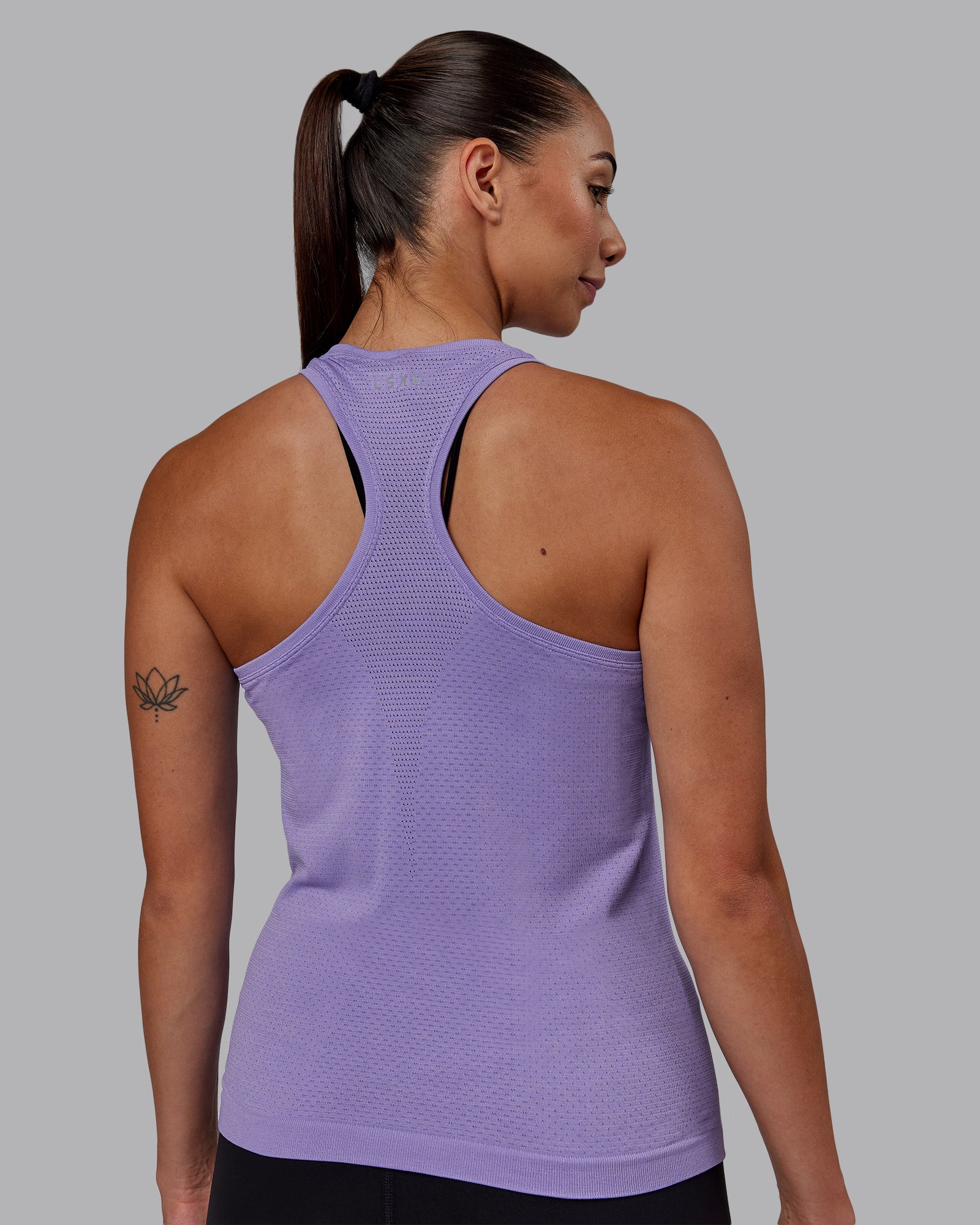12865-aeroflx-seamless-tank-dahlia-purple-marl-3.jpg AeroFLX+ Seamless Tank - Dahlia Purple Marl