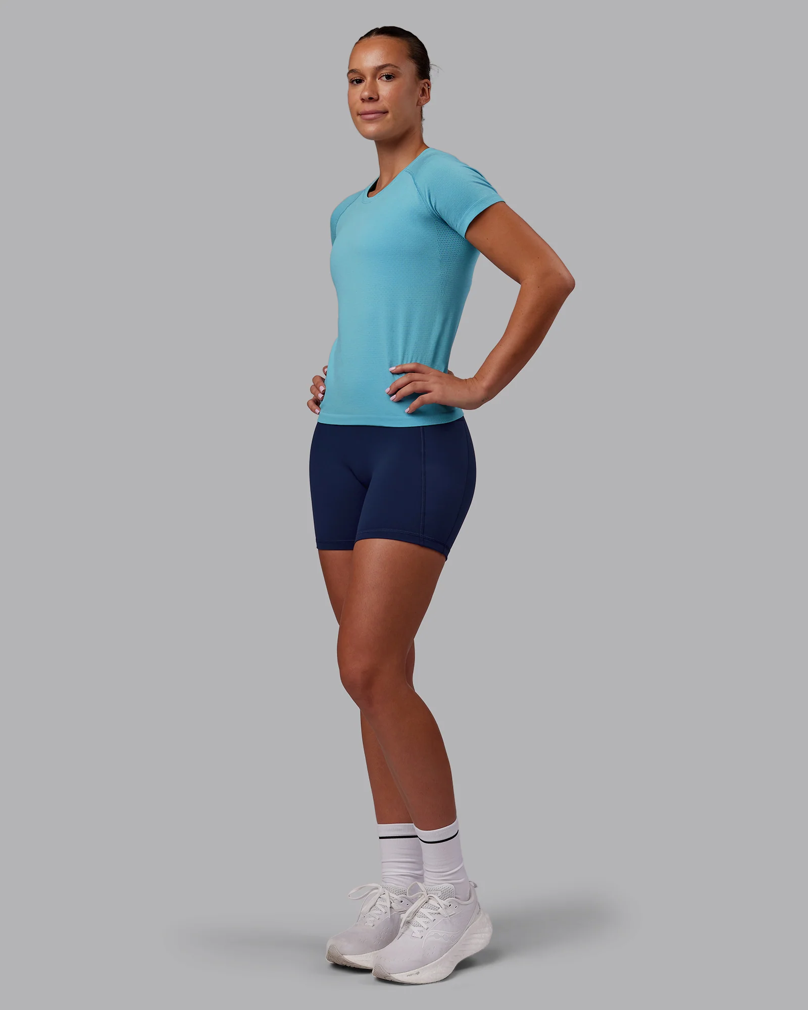 AeroFLX+ Seamless Tee - Retro Blue/Retro Blue