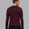 12881-aeroflx-seamless-long-sleeve-tee-cherry-lacquer-cherry-lacquer-4.webp AeroFLX+ Seamless Long Sleeve Tee - Cherry Lacquer/Cherry Lacquer
