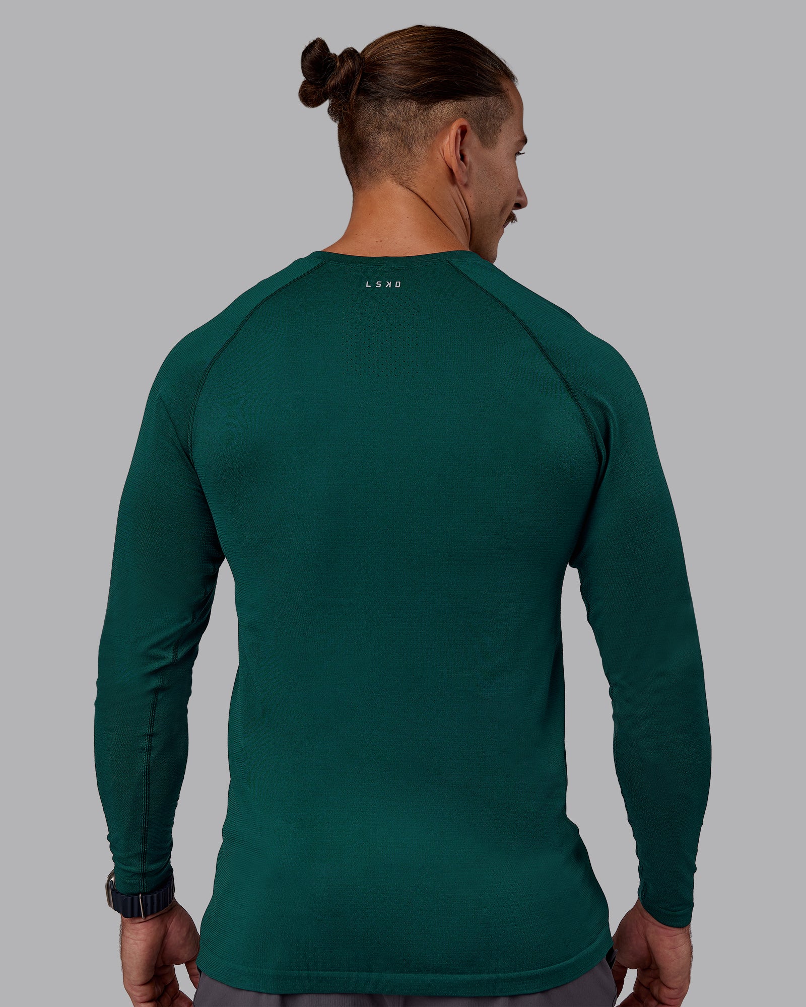 AeroFLX+ Seamless Long Sleeve Tee - Dark Moss/Dark Moss