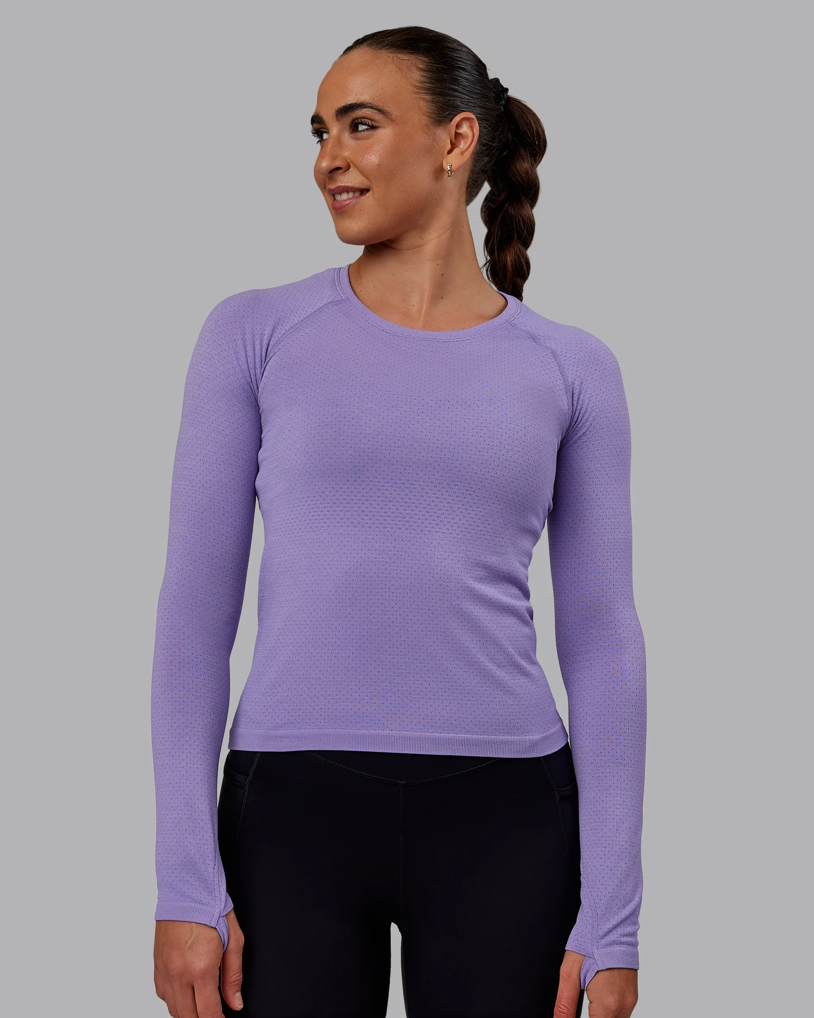 12945-aeroflx-seamless-long-sleeve-tee-dahlia-purple-marl-1.webp AeroFLX+ Seamless Long Sleeve Tee - Dahlia Purple Marl
