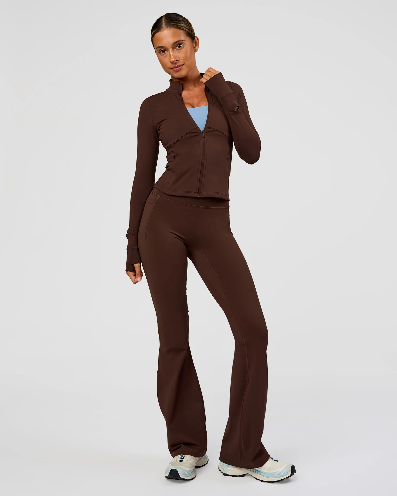 130-fusion-ultra-high-rise-flared-legging-pockets-hot-chocolate-2.webp Fusion Ultra High-Rise Flared Legging Pockets - Hot Chocolate