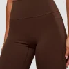 130-fusion-ultra-high-rise-flared-legging-pockets-hot-chocolate-3.webp Fusion Ultra High-Rise Flared Legging Pockets - Hot Chocolate