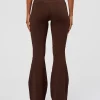 130-fusion-ultra-high-rise-flared-legging-pockets-hot-chocolate-4.webp Fusion Ultra High-Rise Flared Legging Pockets - Hot Chocolate