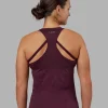 13033-aeroflx-seamless-tank-cherry-lacquer-cherry-lacquer-2.webp AeroFLX+ Seamless Tank - Cherry Lacquer/Cherry Lacquer