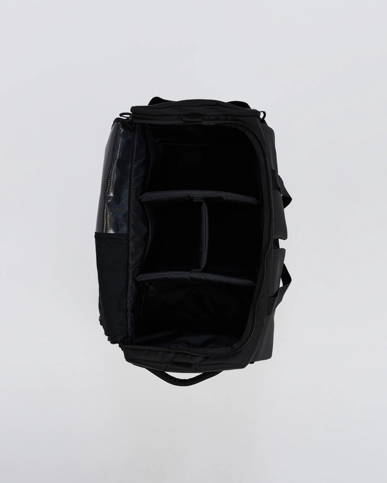 1310-functional-training-duffle-black-10.webp Functional Training Duffle - Black