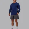 13122-aeroflx-seamless-long-sleeve-tee-midnight-blue-midnight-blue-1.webp AeroFLX+ Seamless Long Sleeve Tee - Midnight Blue/Midnight Blue