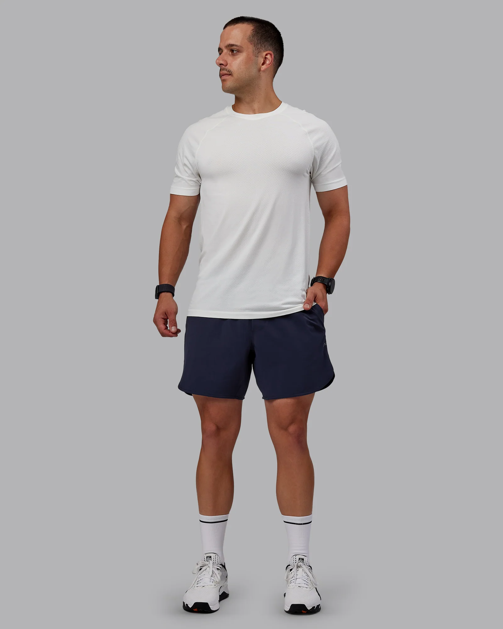 13130-aeroflx-seamless-tee-off-white-off-white-marl-6.webp AeroFLX+ Seamless Tee - Off White/Off White Marl