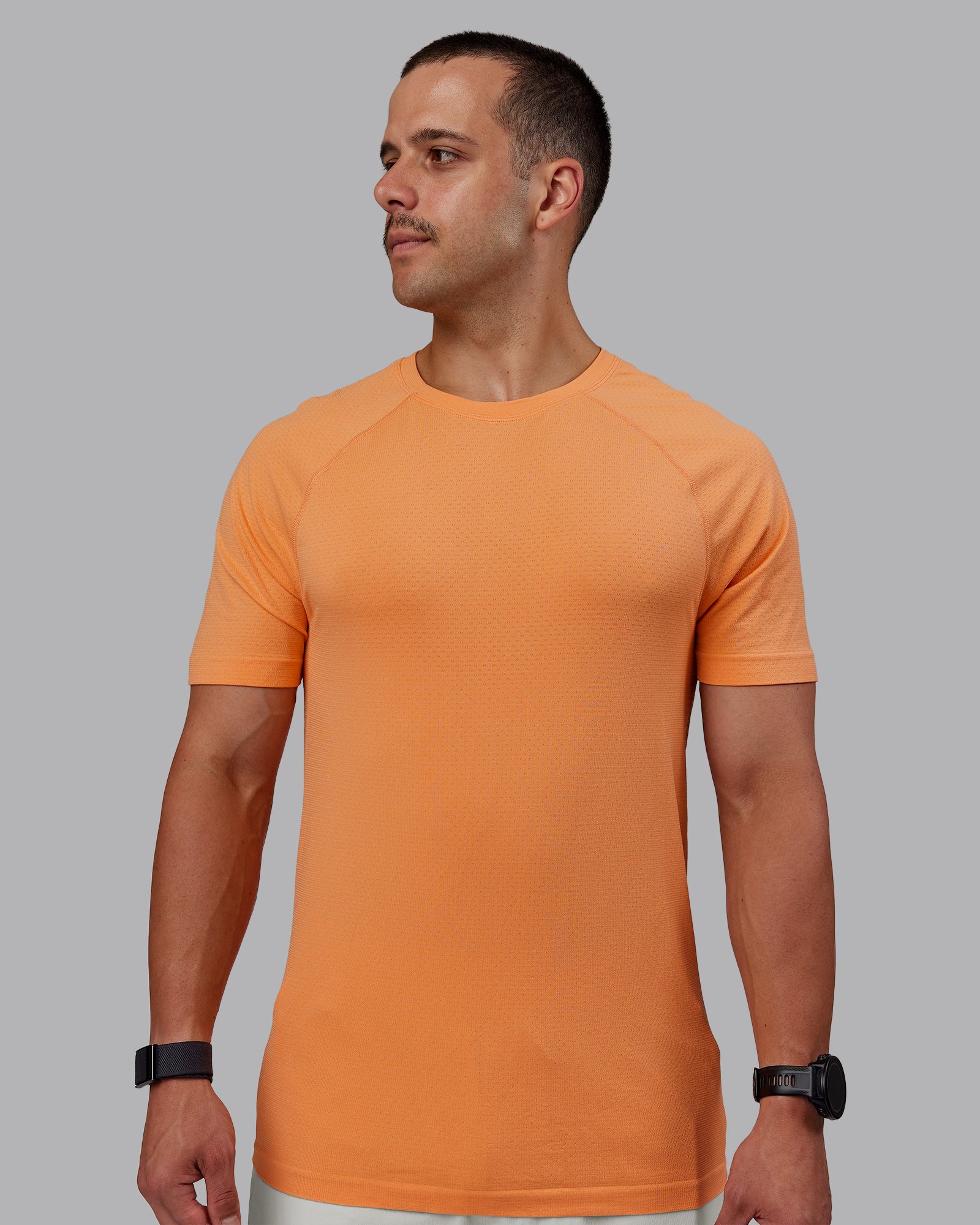 13146-aeroflx-seamless-tee-cantaloupe-cantaloupe-marl-1.jpg AeroFLX+ Seamless Tee - Cantaloupe/Cantaloupe Marl