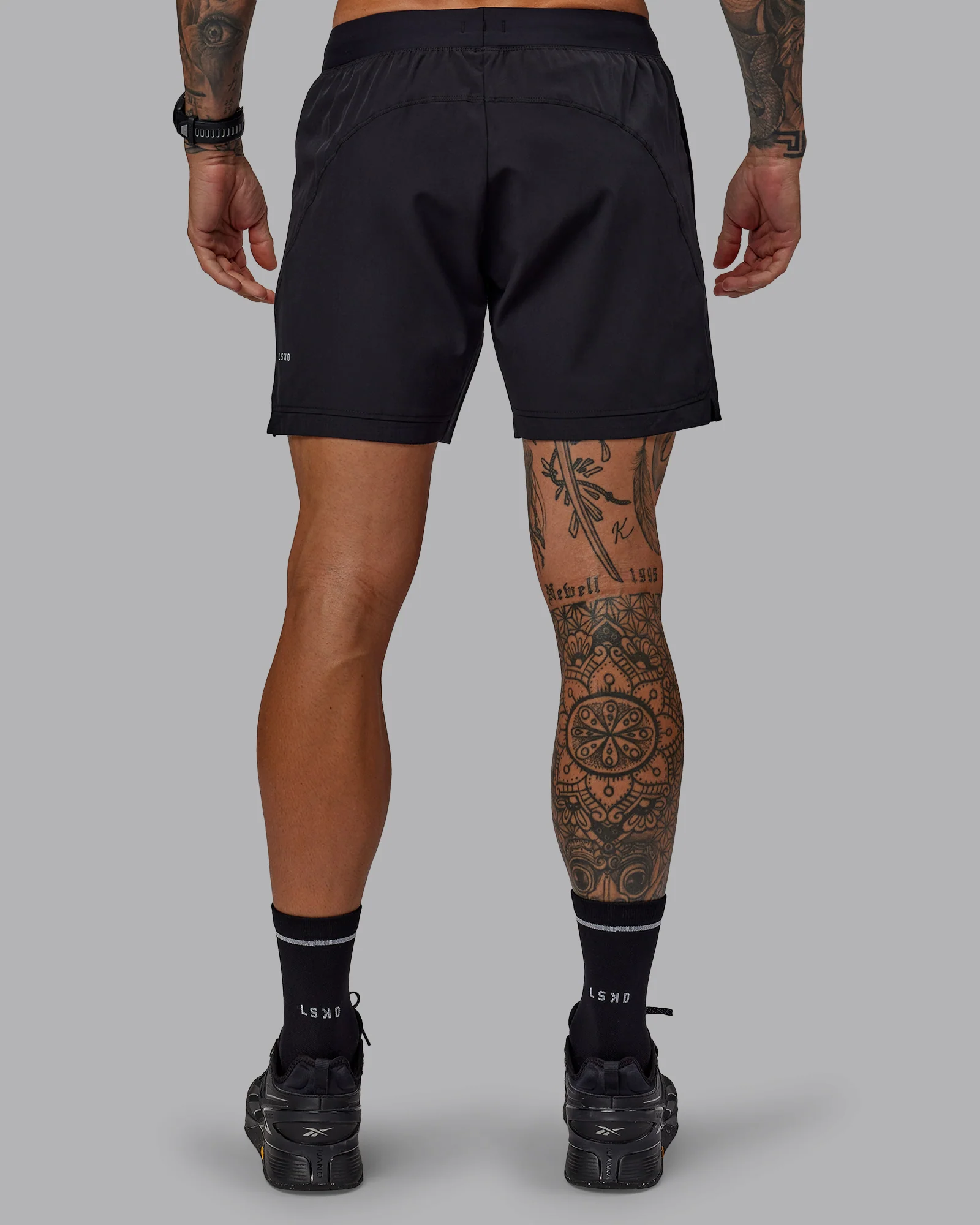 Challenger 6" Performance Short - Black