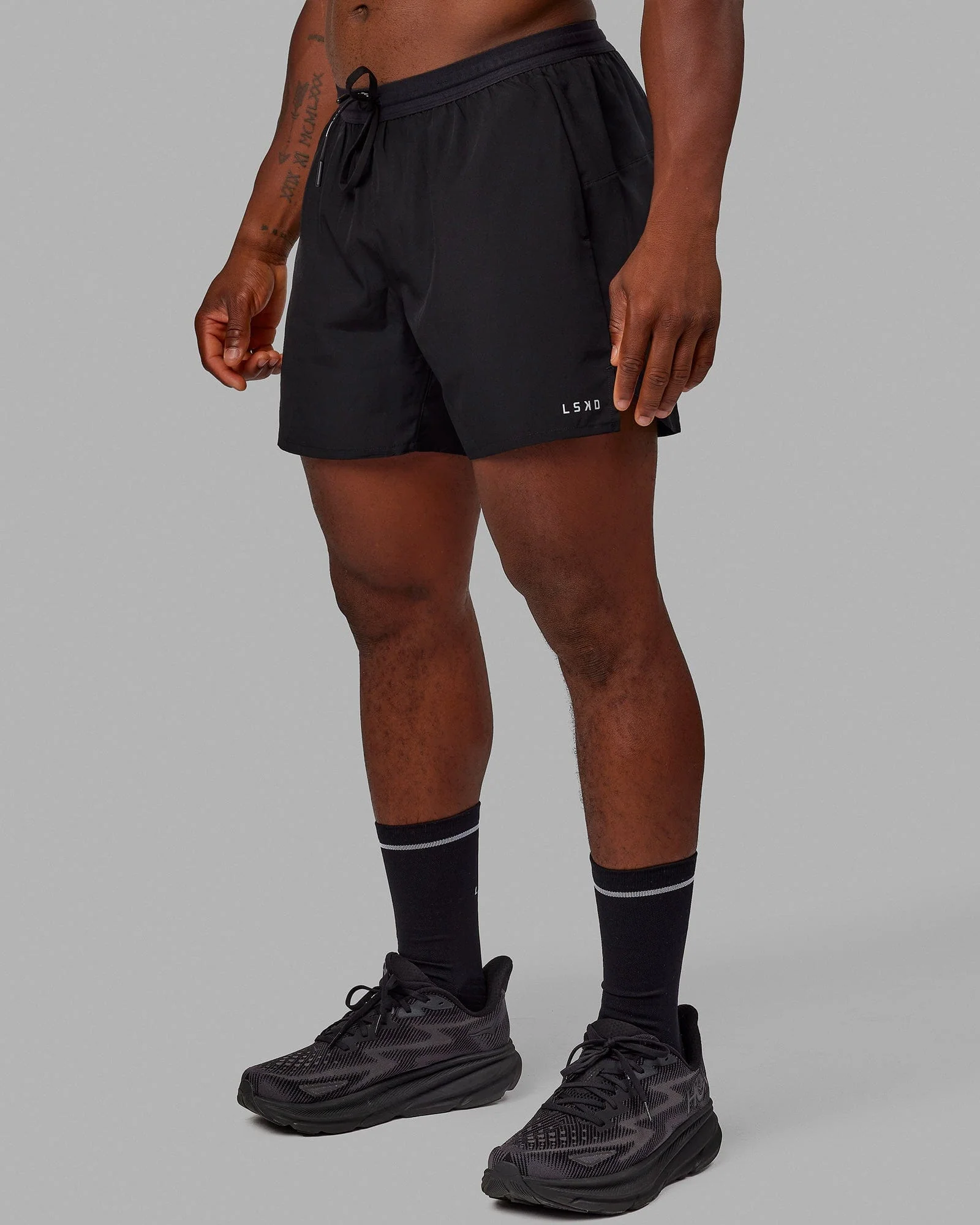 13322-pace-5-lined-running-short-black-reflective-8.webp Pace 5" Lined Running Short - Black-Reflective
