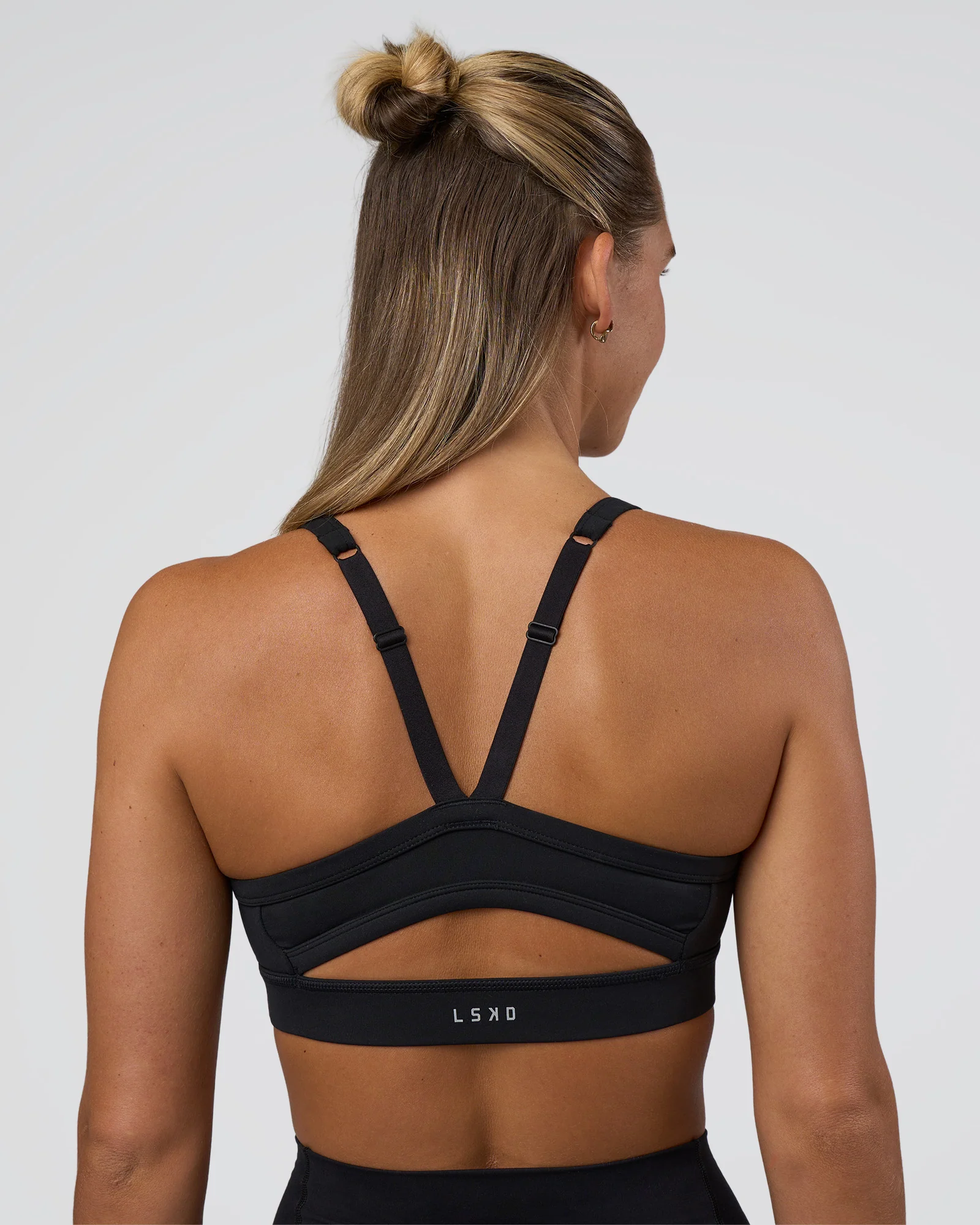 13357-momentum-sports-bra-black-2.webp Momentum Sports Bra - Black