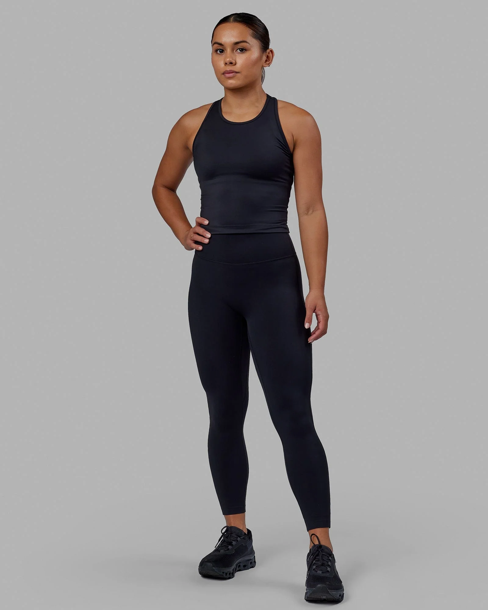 13366-flow-performance-tank-black-4.webp Flow Performance Tank - Black