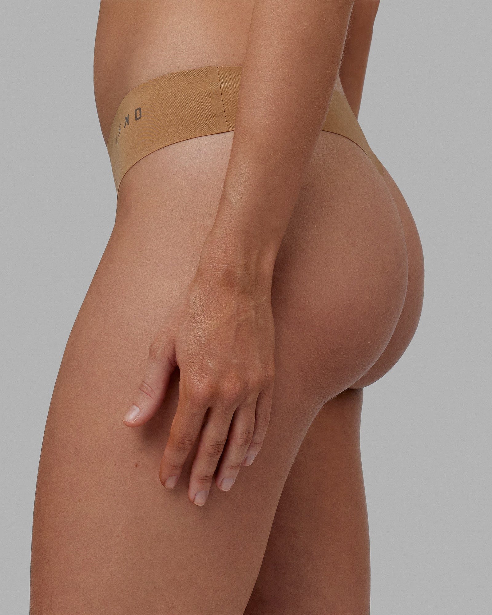 13375-seamless-g-string-3-pack-latte-4.jpg Seamless G-String 3 Pack - Latte