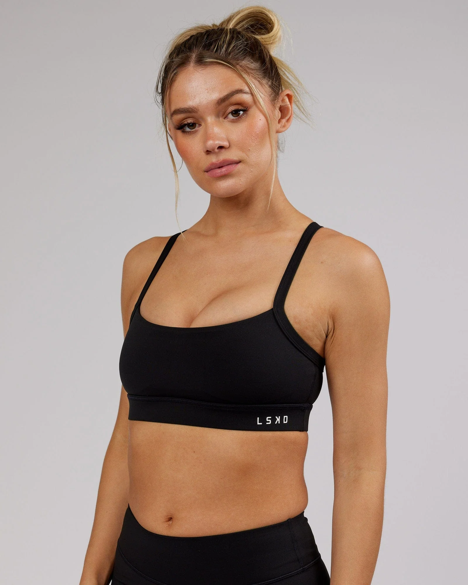 13384-o.g.-momentum-sports-bra-black-5.webp O.G. Momentum Sports Bra - Black