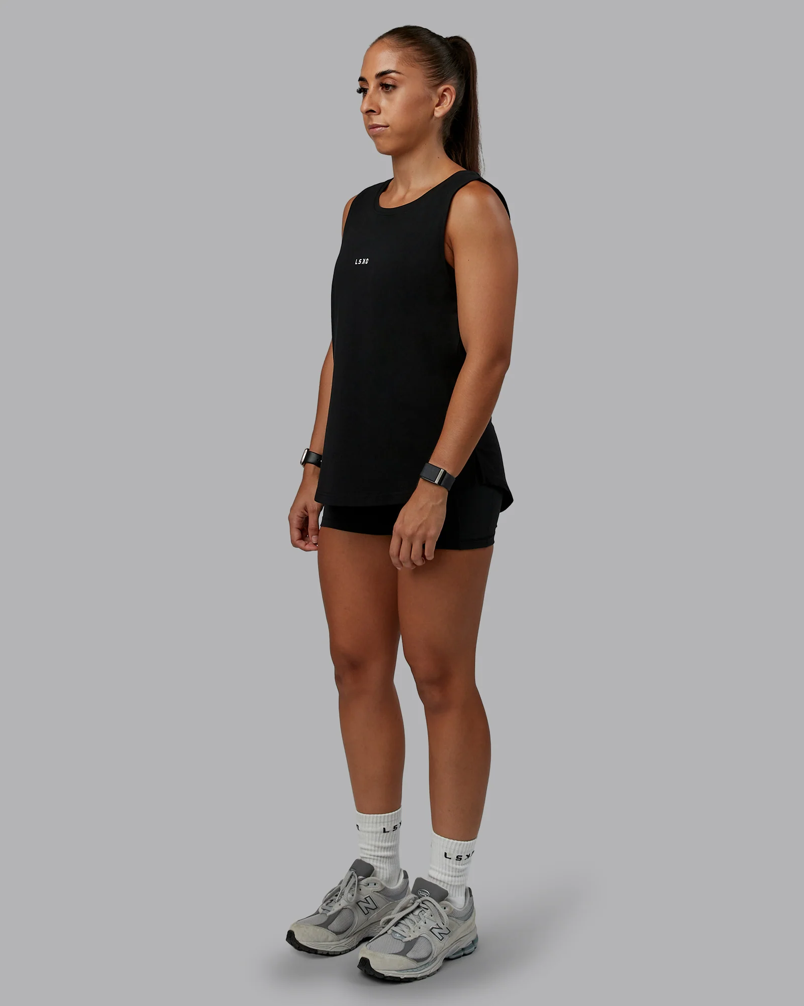 13402-go-to-flxcotton-longline-tank-black-white-2.webp Go-To FLXCotton Longline Tank - Black-White