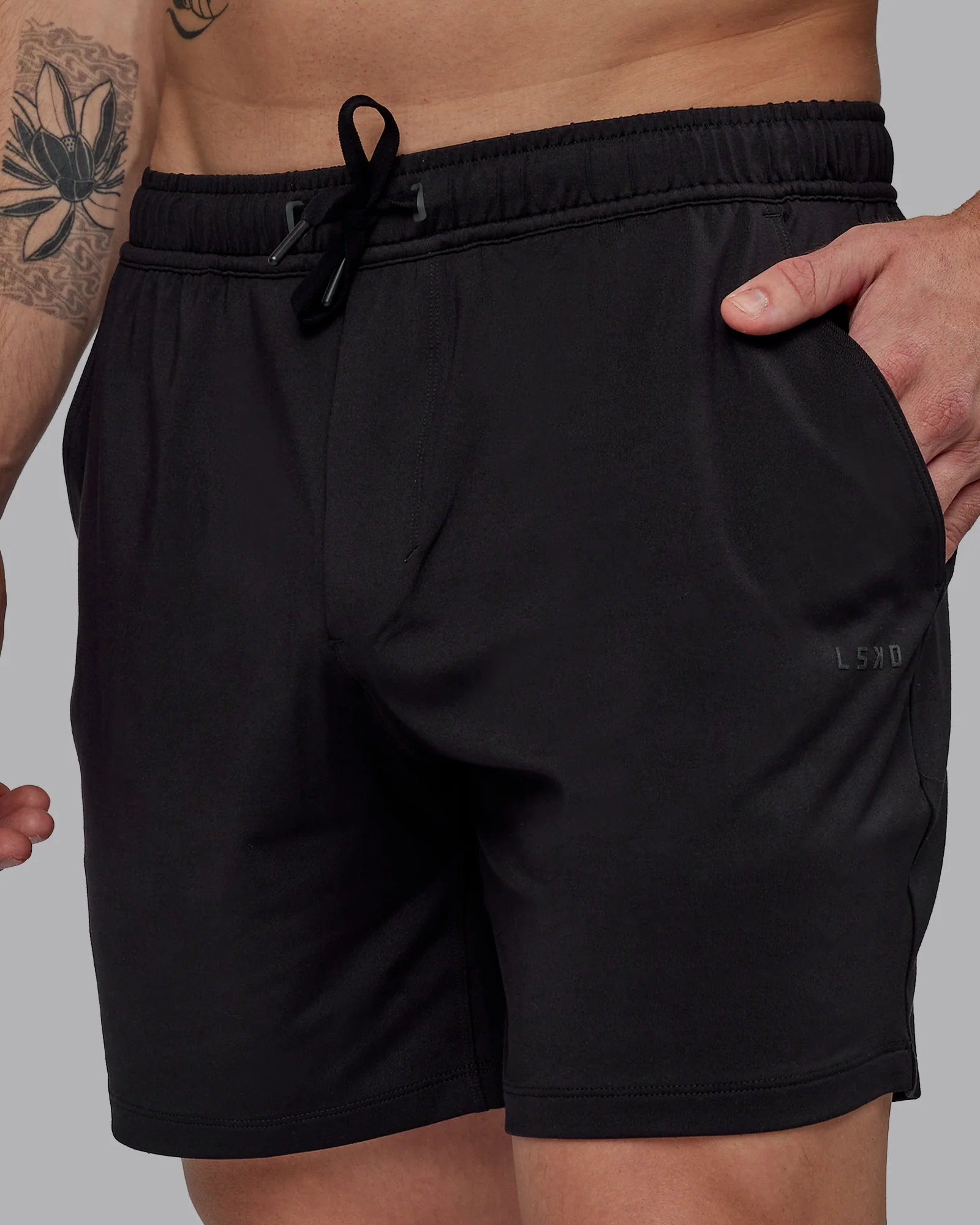 13438-restore-cloudflx-short-black-1.webp Restore CloudFLX Short - Black