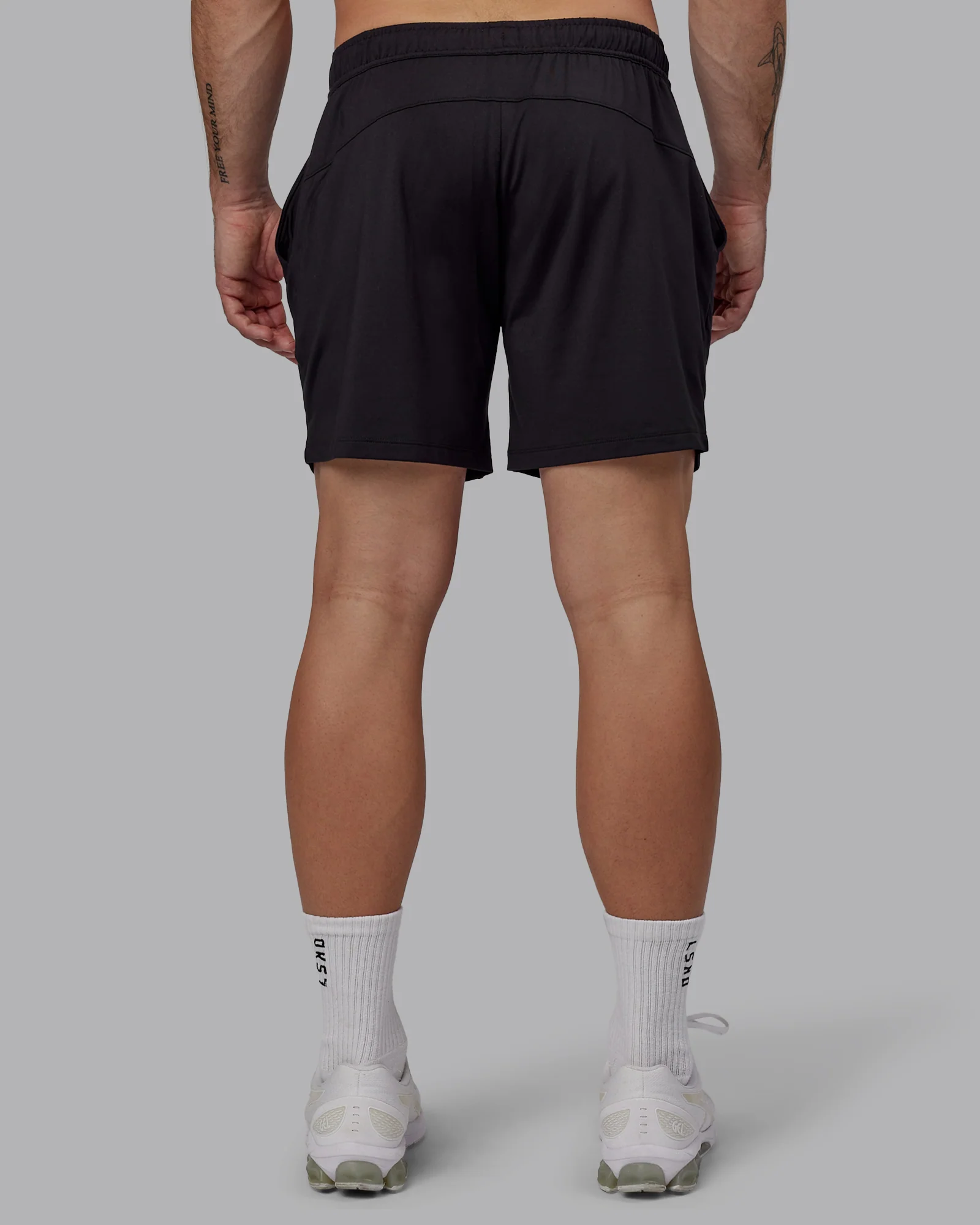 13438-restore-cloudflx-short-black-5.webp Restore CloudFLX Short - Black
