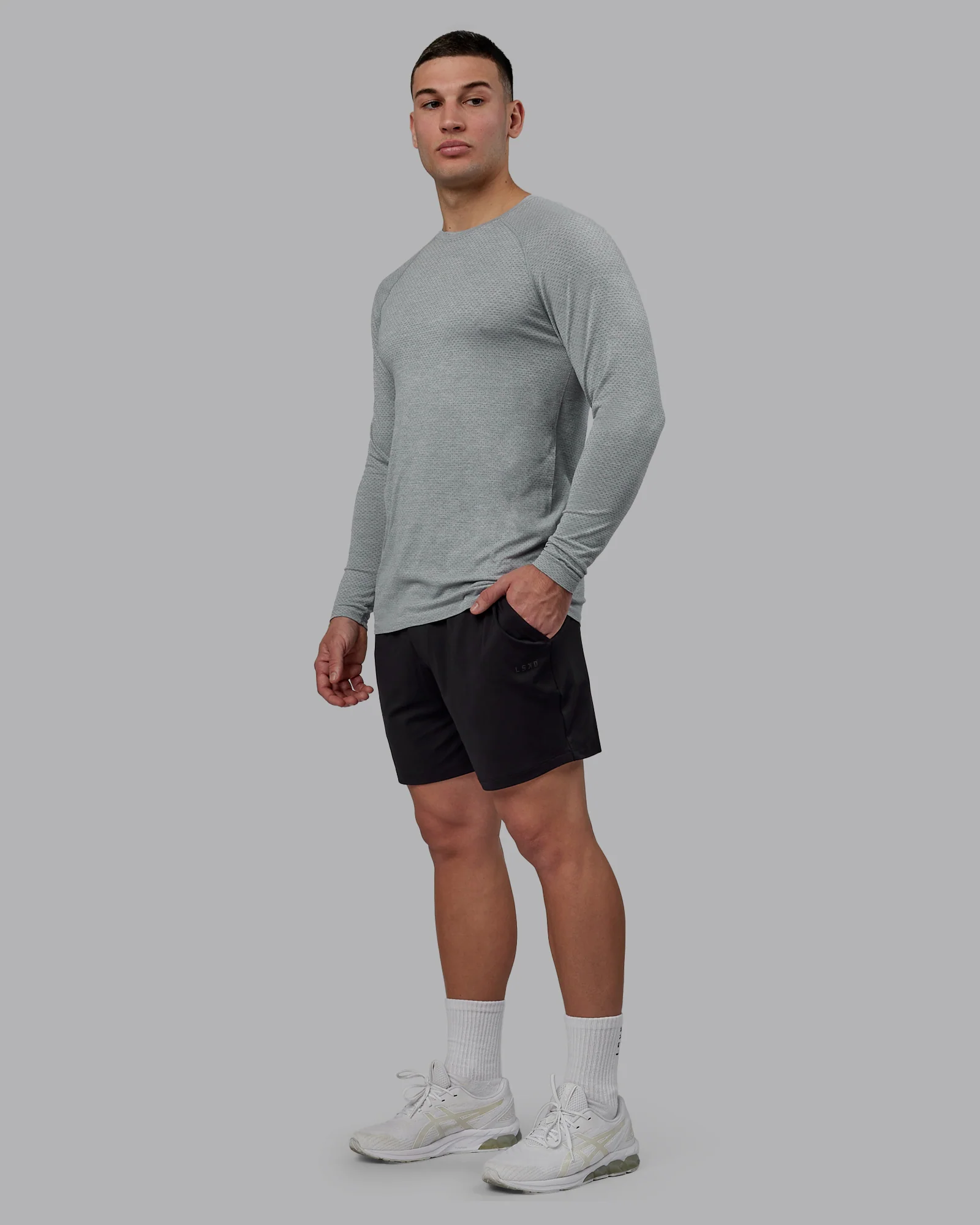 13438-restore-cloudflx-short-black-6.webp Restore CloudFLX Short - Black