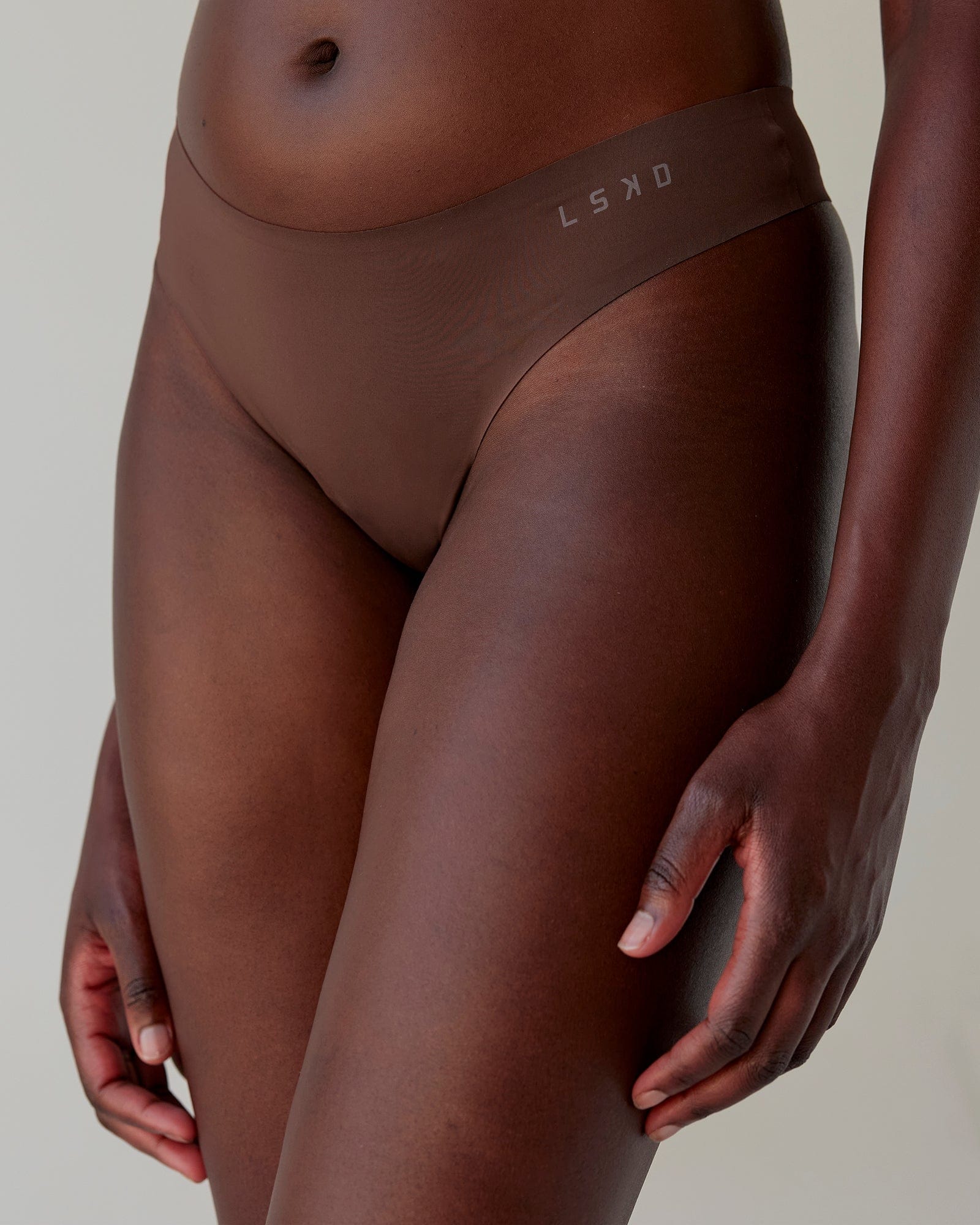 13497-seamless-g-string-3-pack-cocoa-2.jpg Seamless G-String 3 Pack - Cocoa