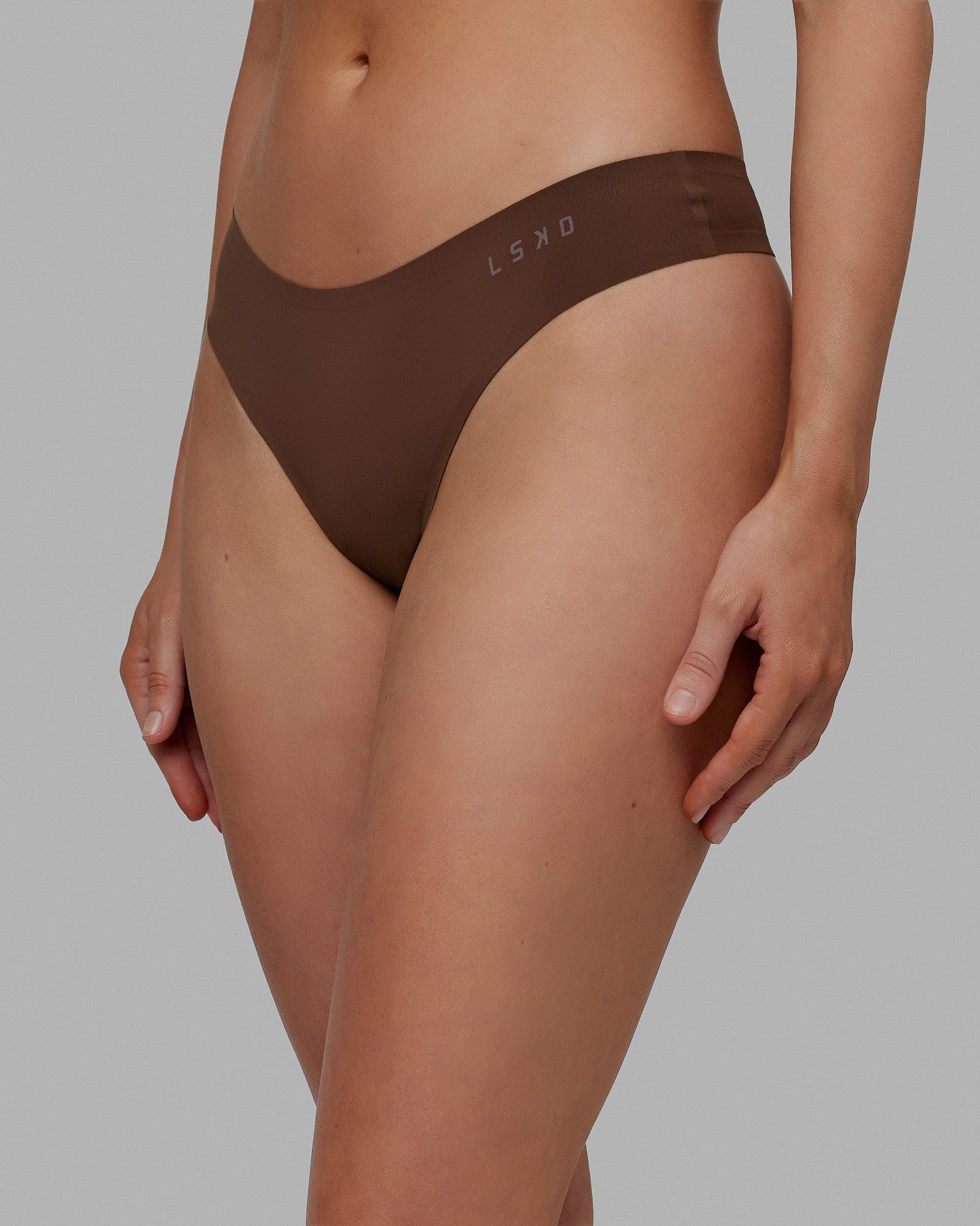 13497-seamless-g-string-3-pack-cocoa-3.jpg Seamless G-String 3 Pack - Cocoa