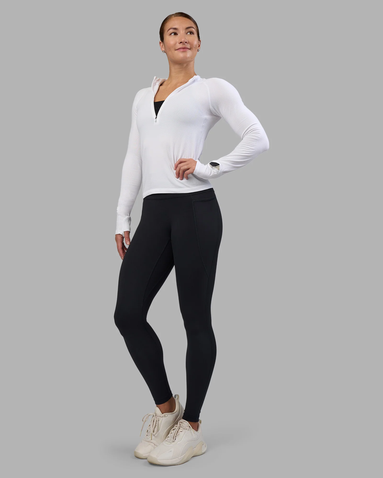 1353-aeroflx-long-sleeve-half-zip-white-white-2.webp AeroFLX+ Long Sleeve Half Zip - White/White