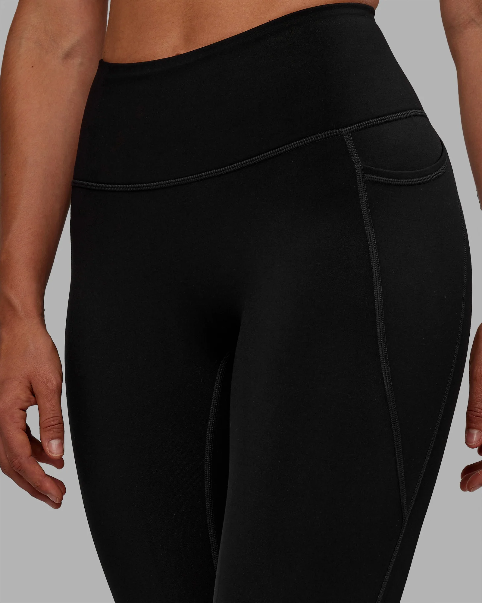 13586-motion-thermal-ultra-high-rise-full-length-legging-black-12.webp Motion Thermal Ultra High-Rise Full Length Legging - Black
