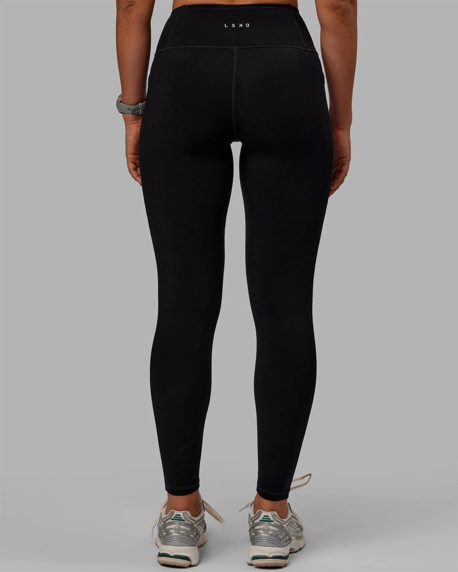 13586-motion-thermal-ultra-high-rise-full-length-legging-black-5.webp Motion Thermal Ultra High-Rise Full Length Legging - Black