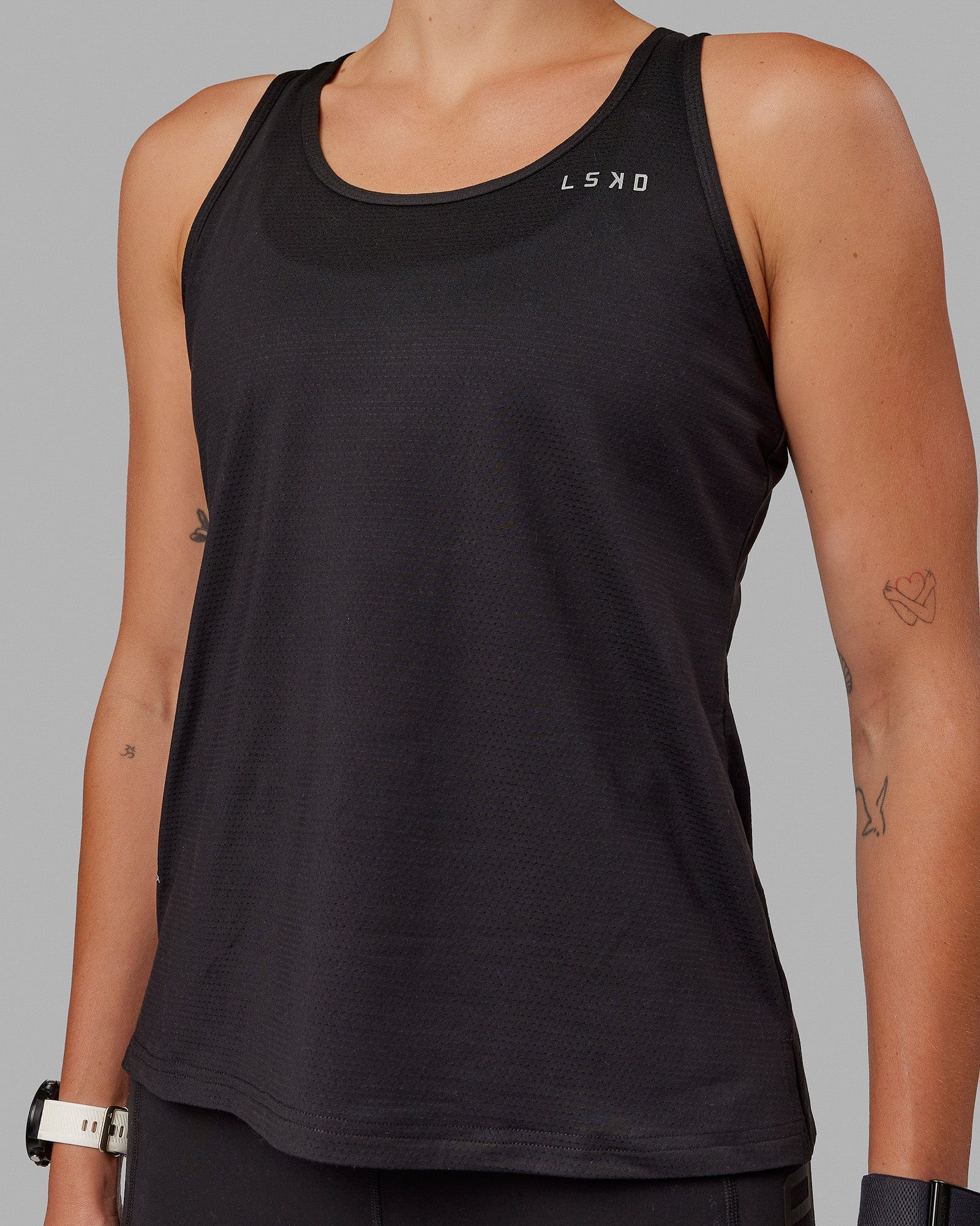 13664-perform-vapourflx-tank-black-7.jpg Perform VapourFLX Tank - Black