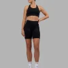 13682-elite-run-high-rise-7-short-pockets-black-5.webp Elite Run High-Rise 7" Short Pockets - Black