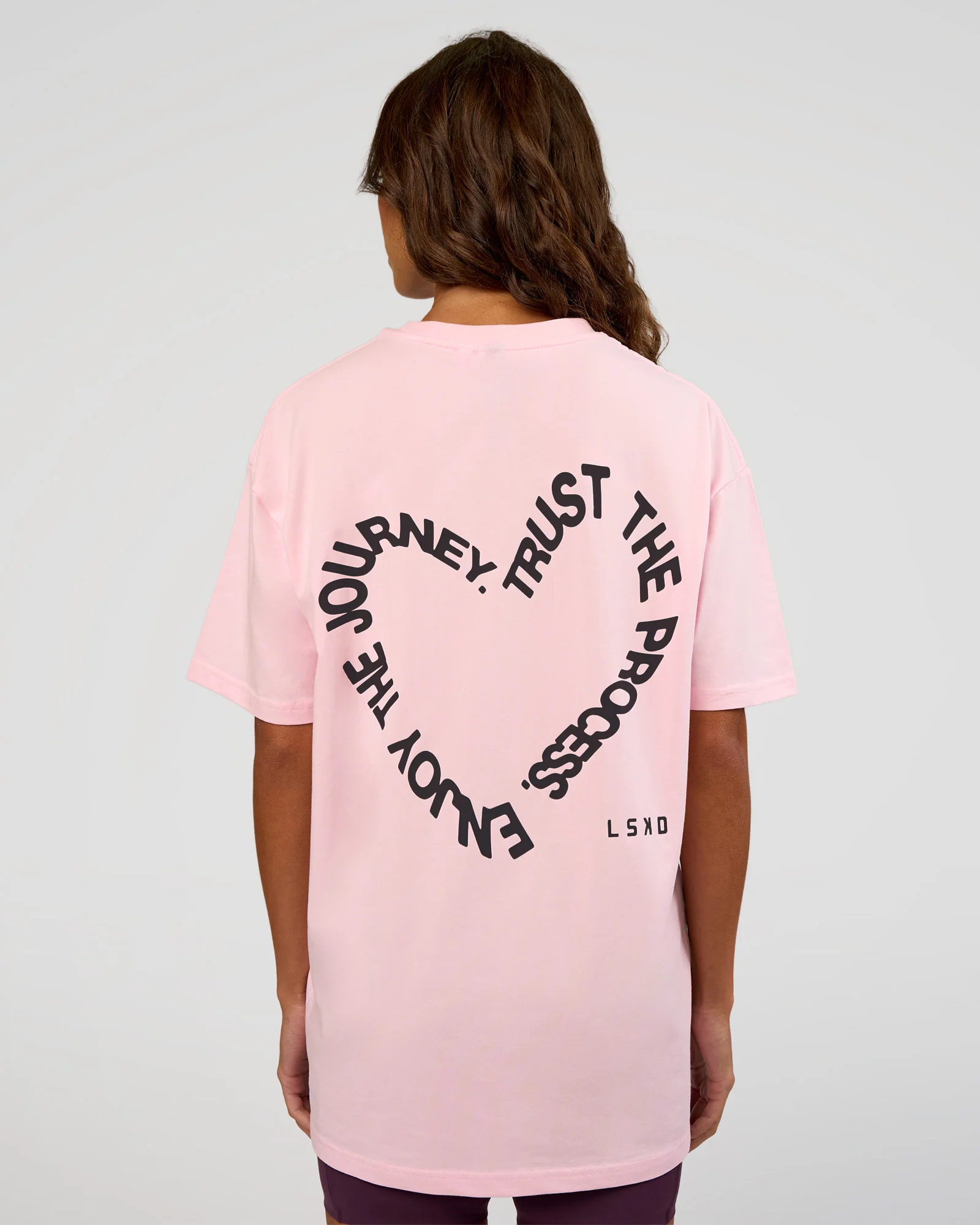 13691-love-the-process-flxcotton-oversize-tee-marshmallow-midnight-plum-5.webp Love The Process FLXCotton Oversize Tee - Marshmallow-Midnight Plum