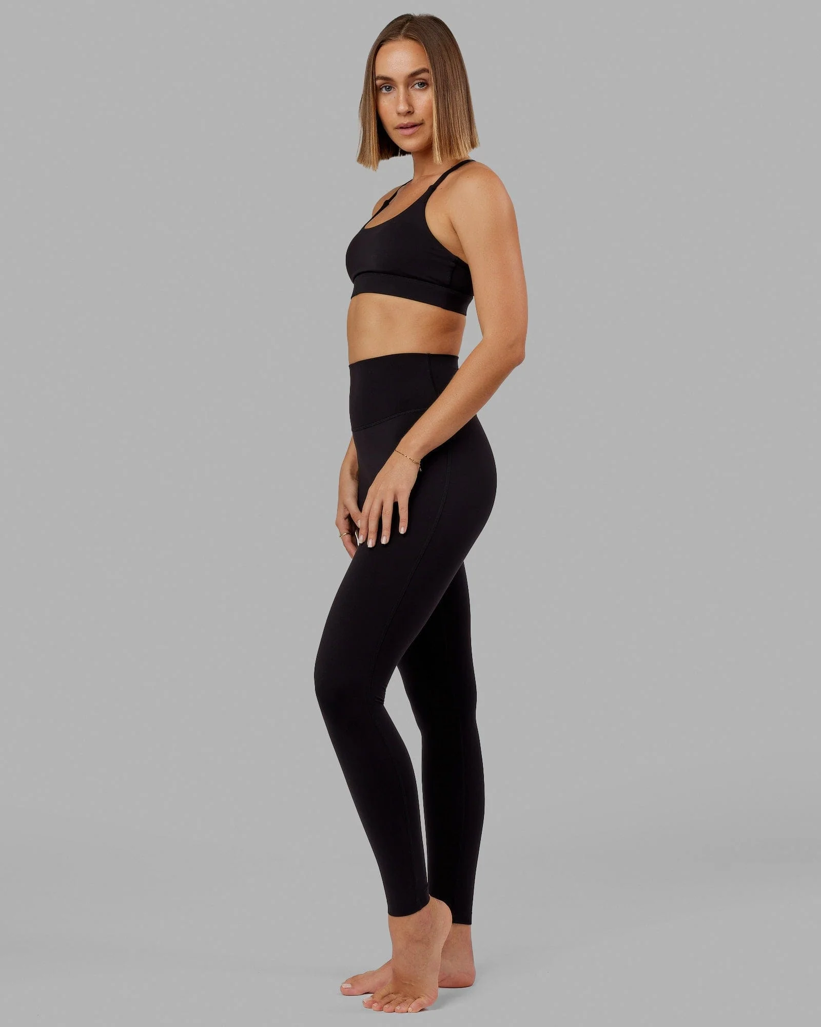 13736-elixir-ultra-high-rise-tall-legging-black-5.webp Elixir Ultra High-Rise Tall Legging - Black
