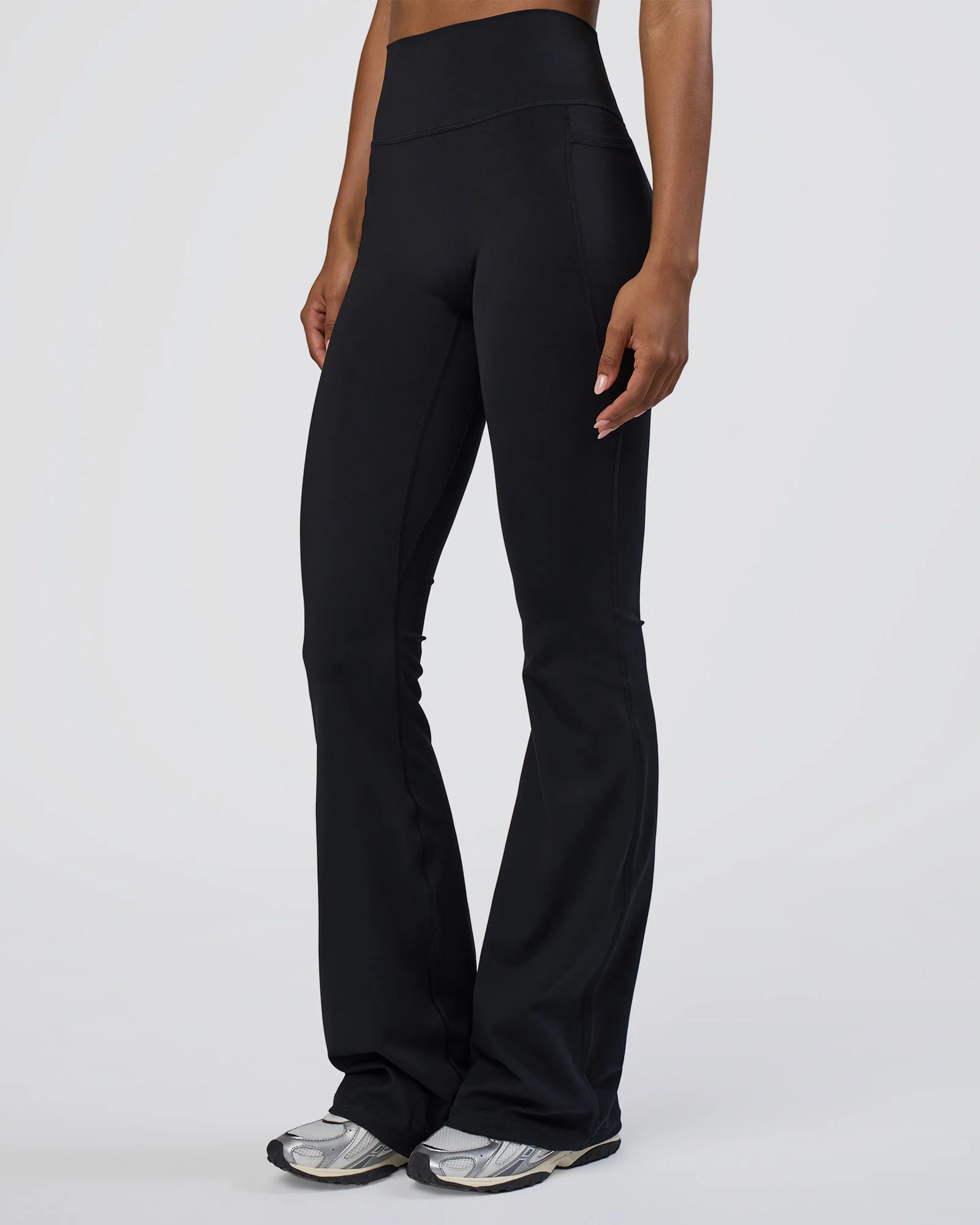 13773-fusion-ultra-high-rise-flared-tall-legging-pockets-black-5.webp Fusion Ultra High-Rise Flared Tall Legging Pockets - Black
