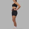 Fusion V-Contour Ultra High-Rise 4" Short Pockets - Black