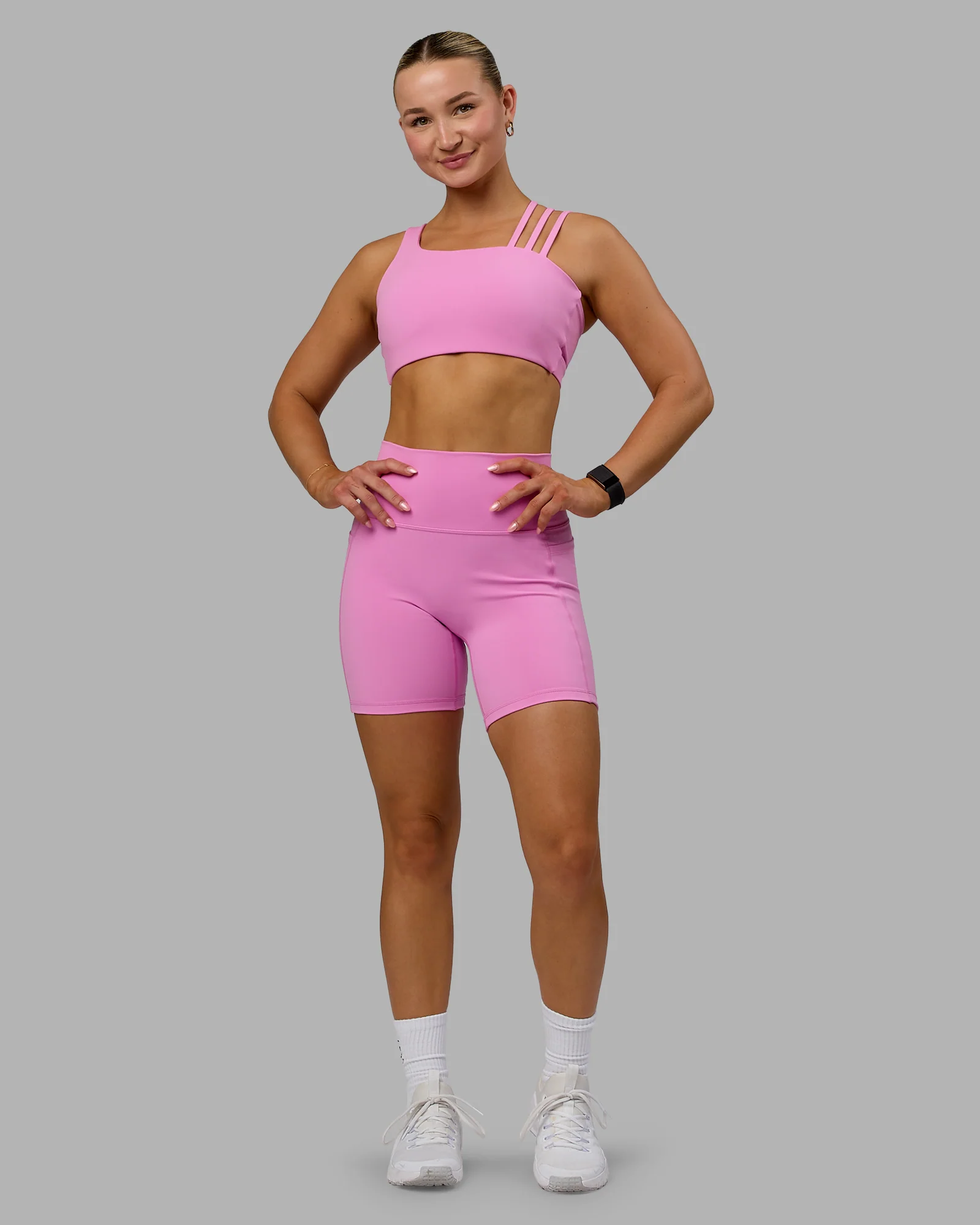 13836-fusion-ultra-high-rise-6-short-pockets-spark-pink-4.webp Fusion Ultra High-Rise 6" Short Pockets - Spark Pink
