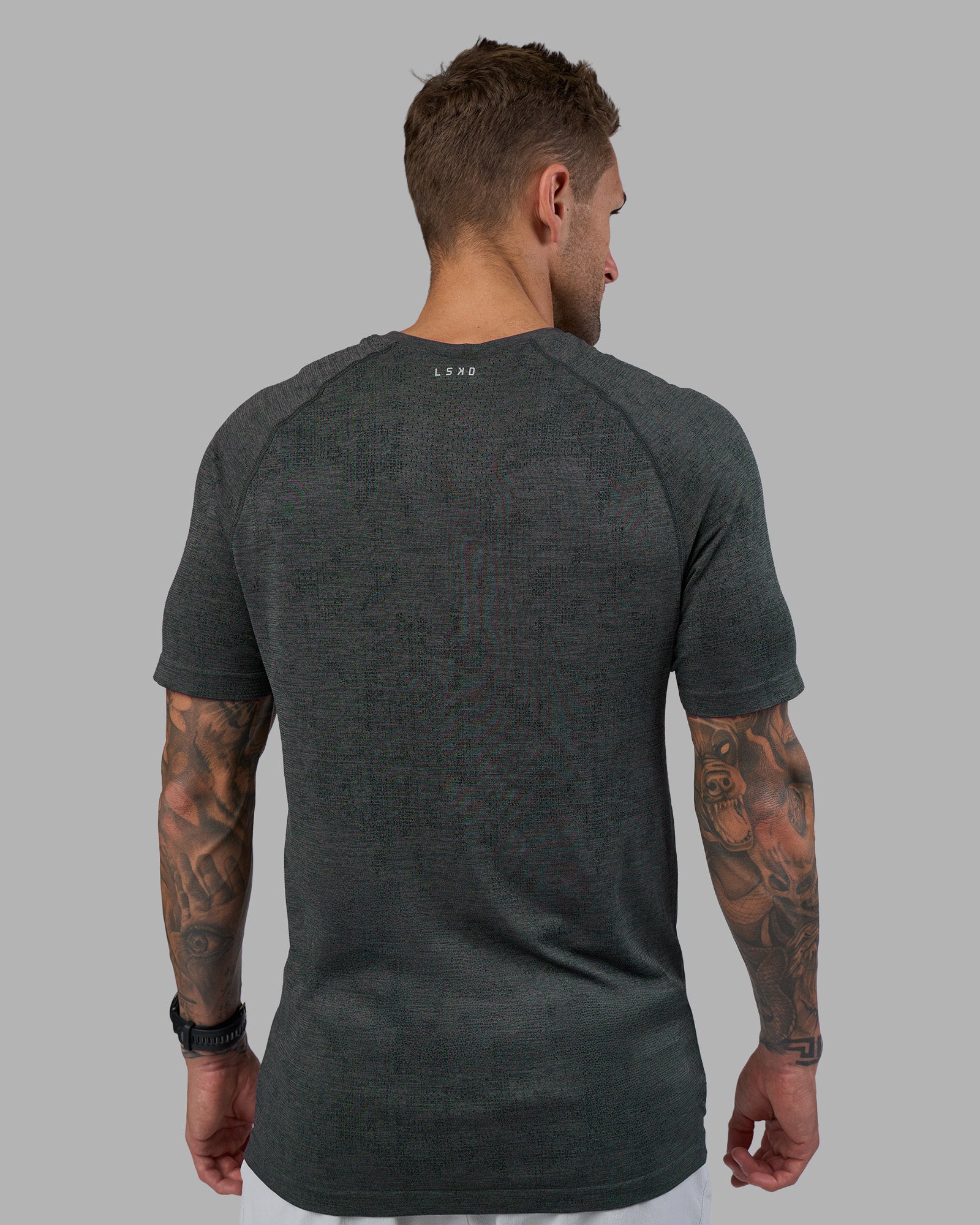 AeroFLX+ Seamless Tee - Black Camo-Graphite